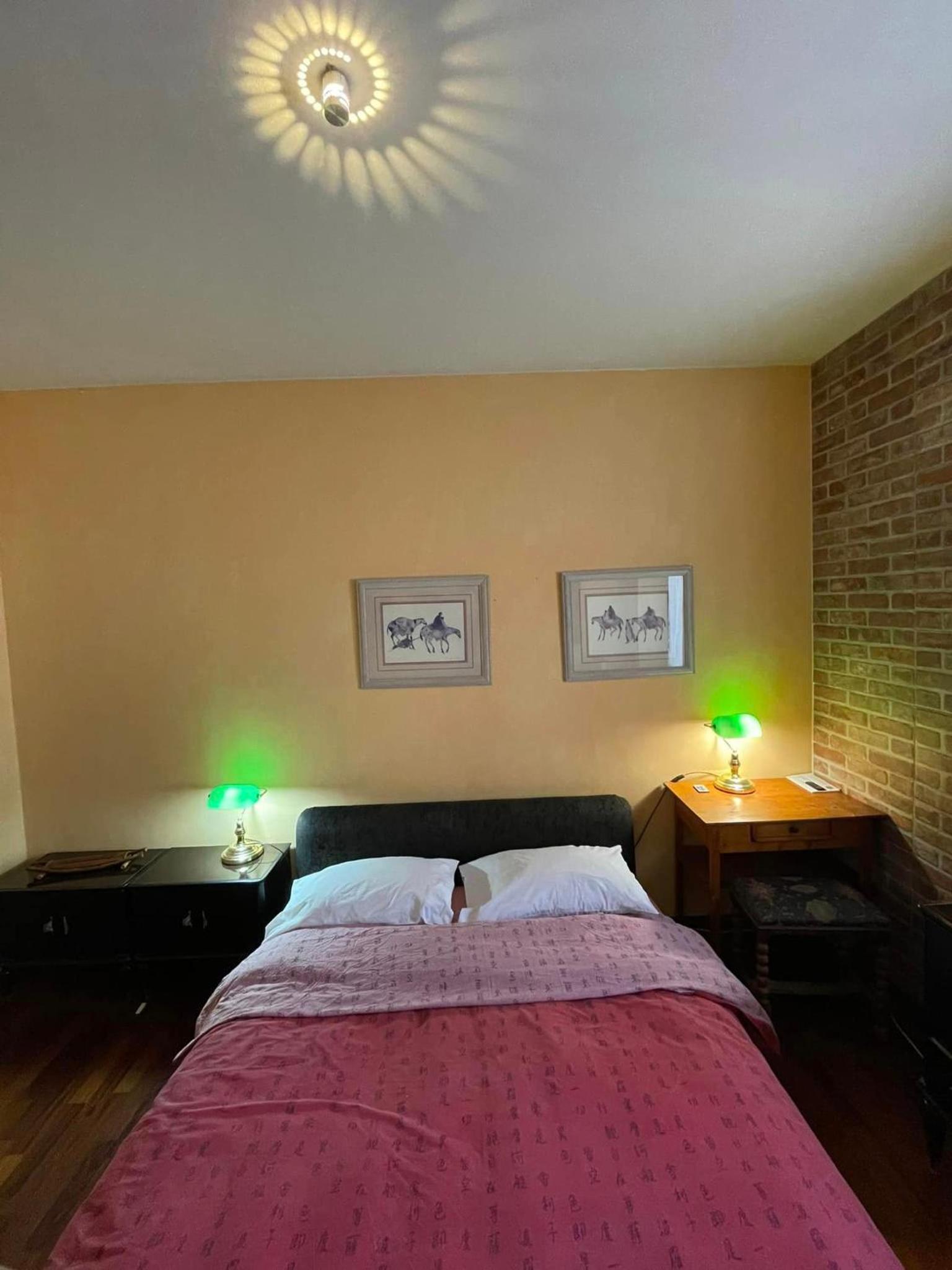 Double Room with Private Bathroom photo 2