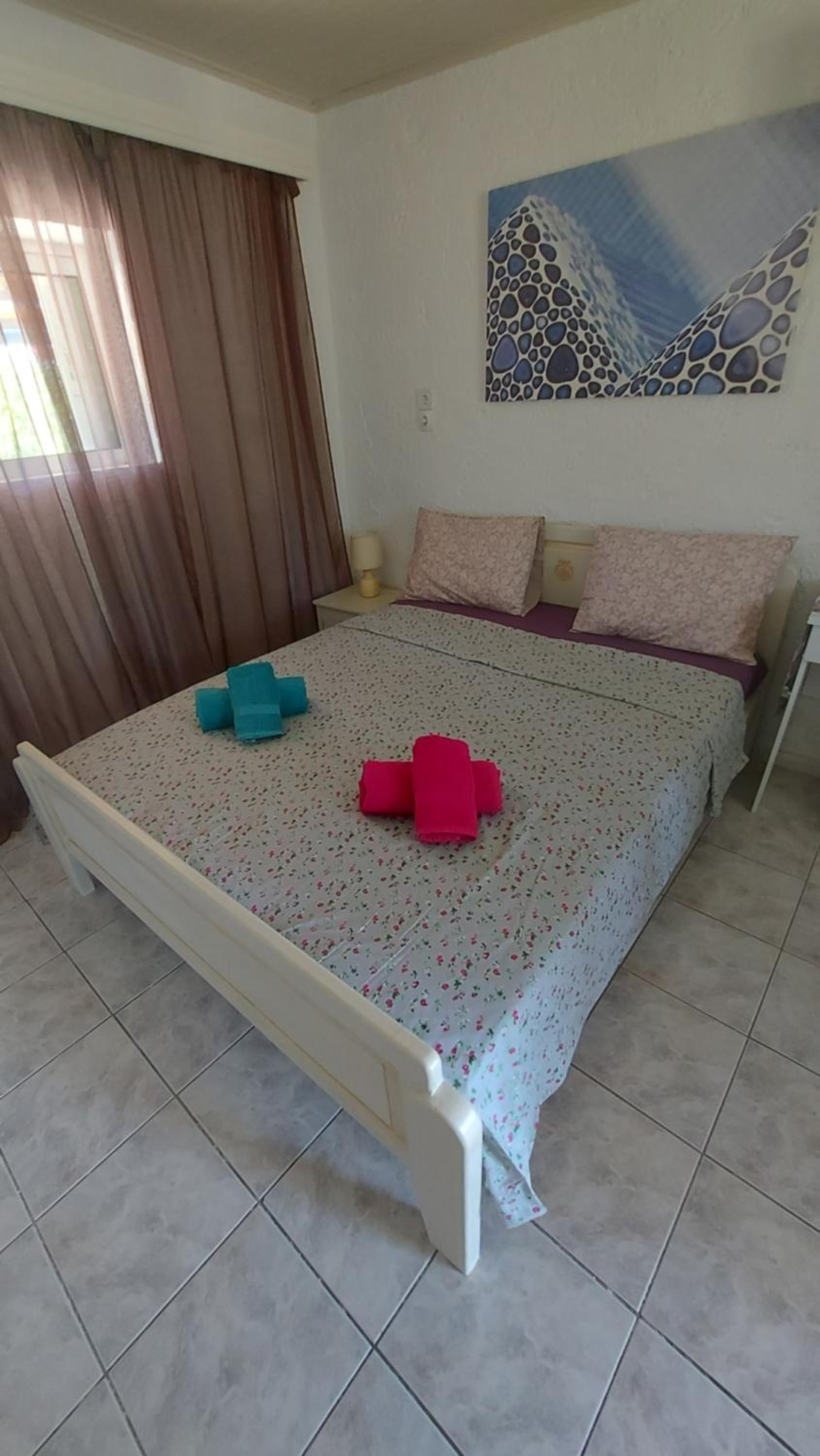 One-Bedroom House photo 1