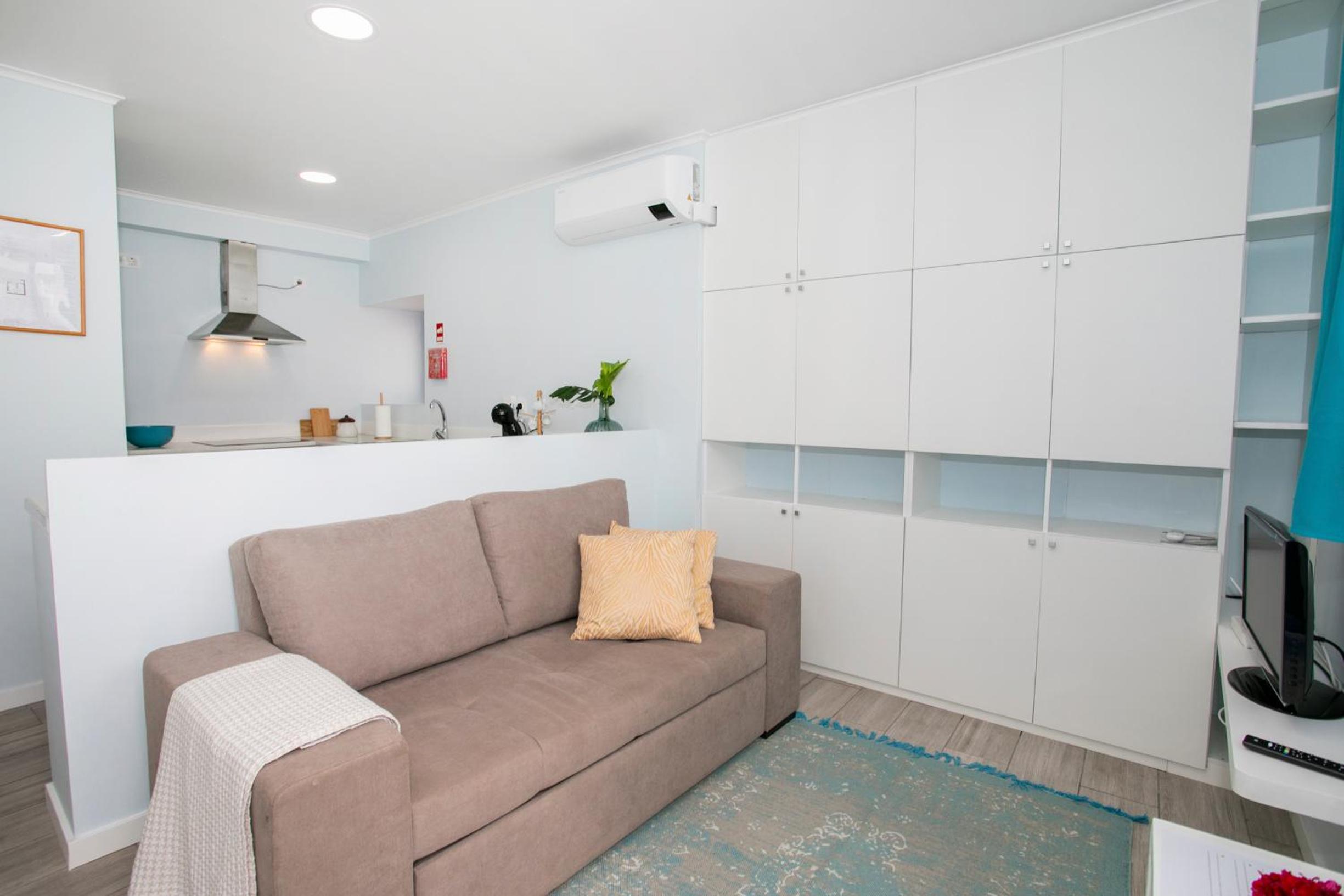One-Bedroom House photo 2