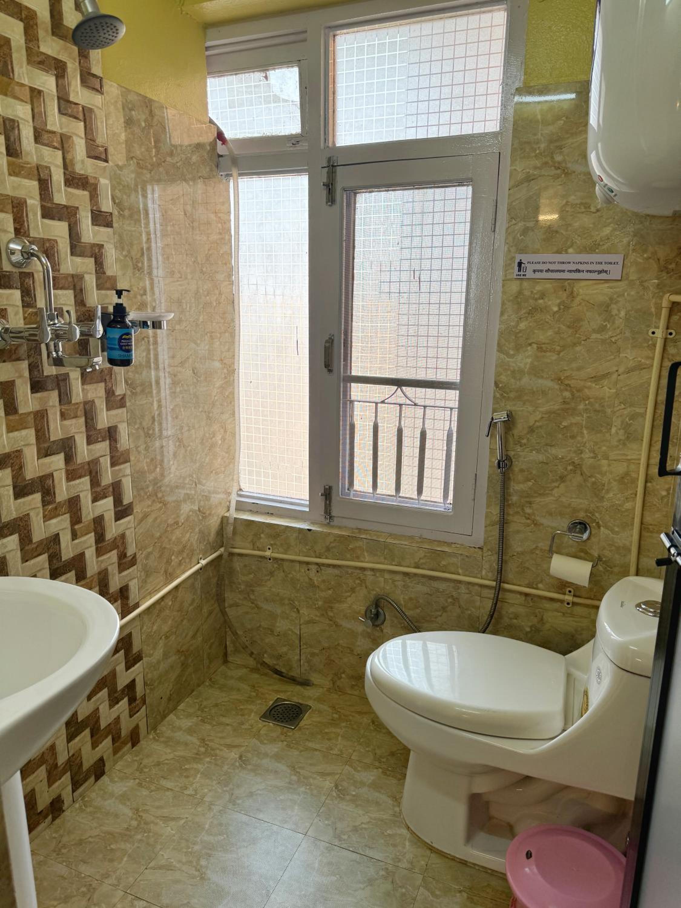 Standard Triple Room photo 2