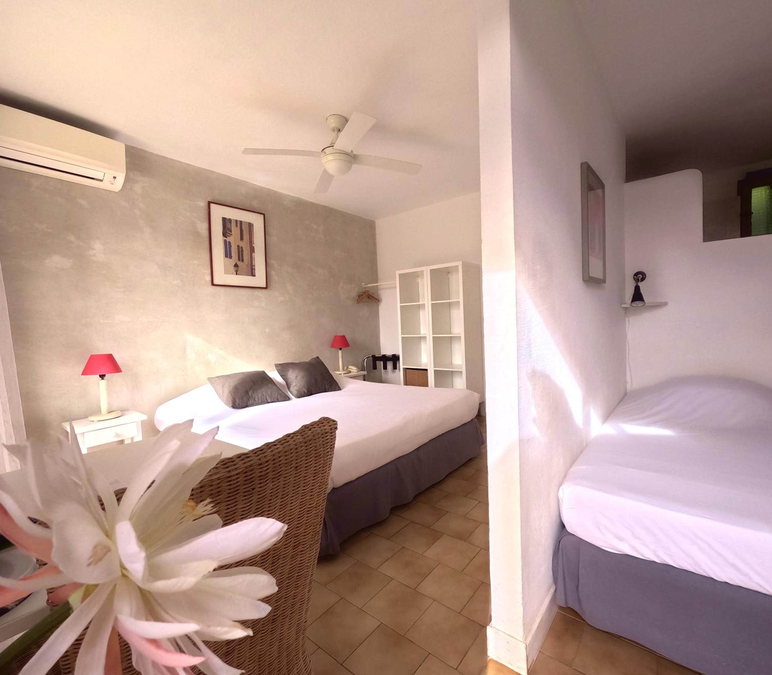 Superior Triple Room with Sea View