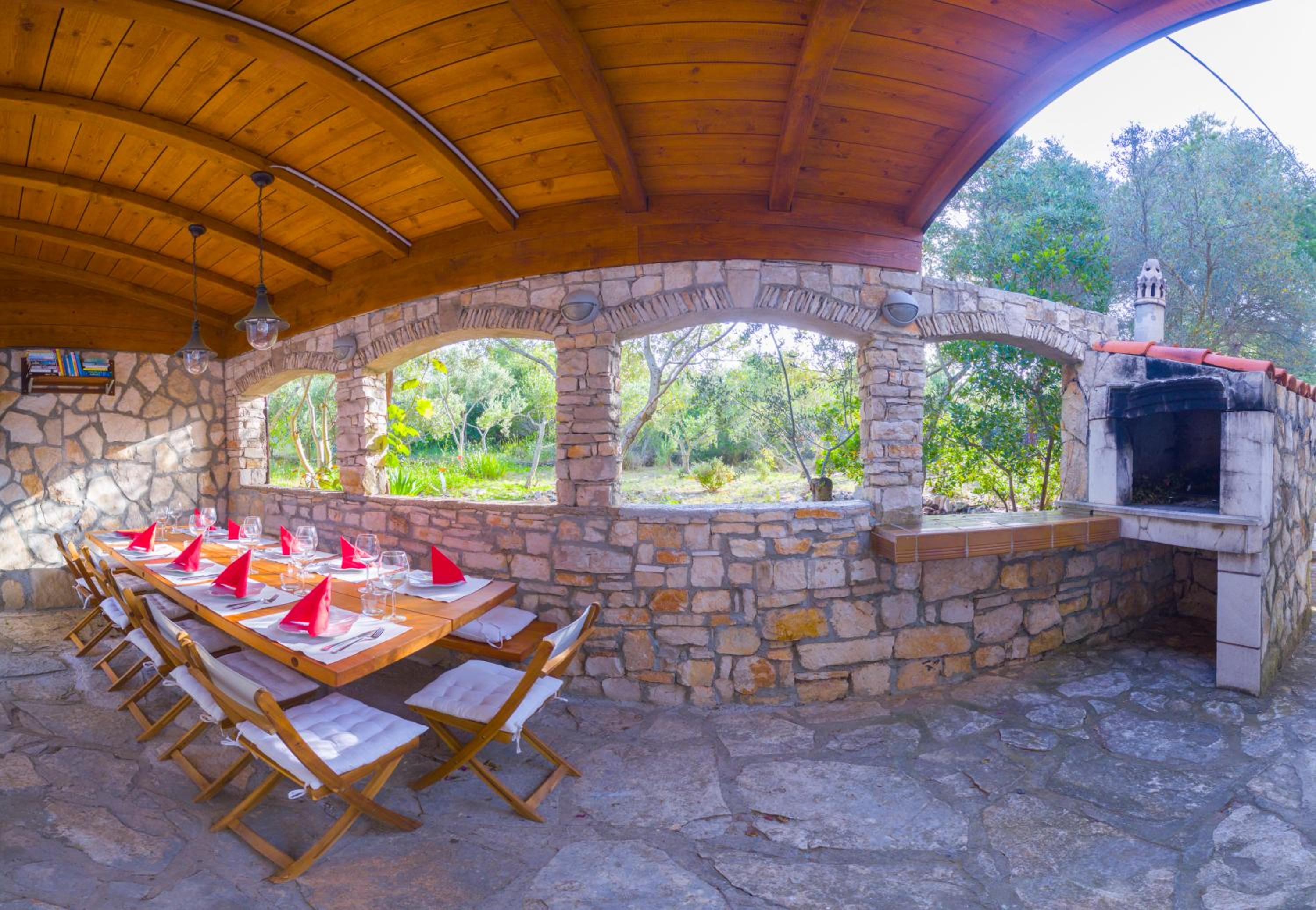 Villa photo 2