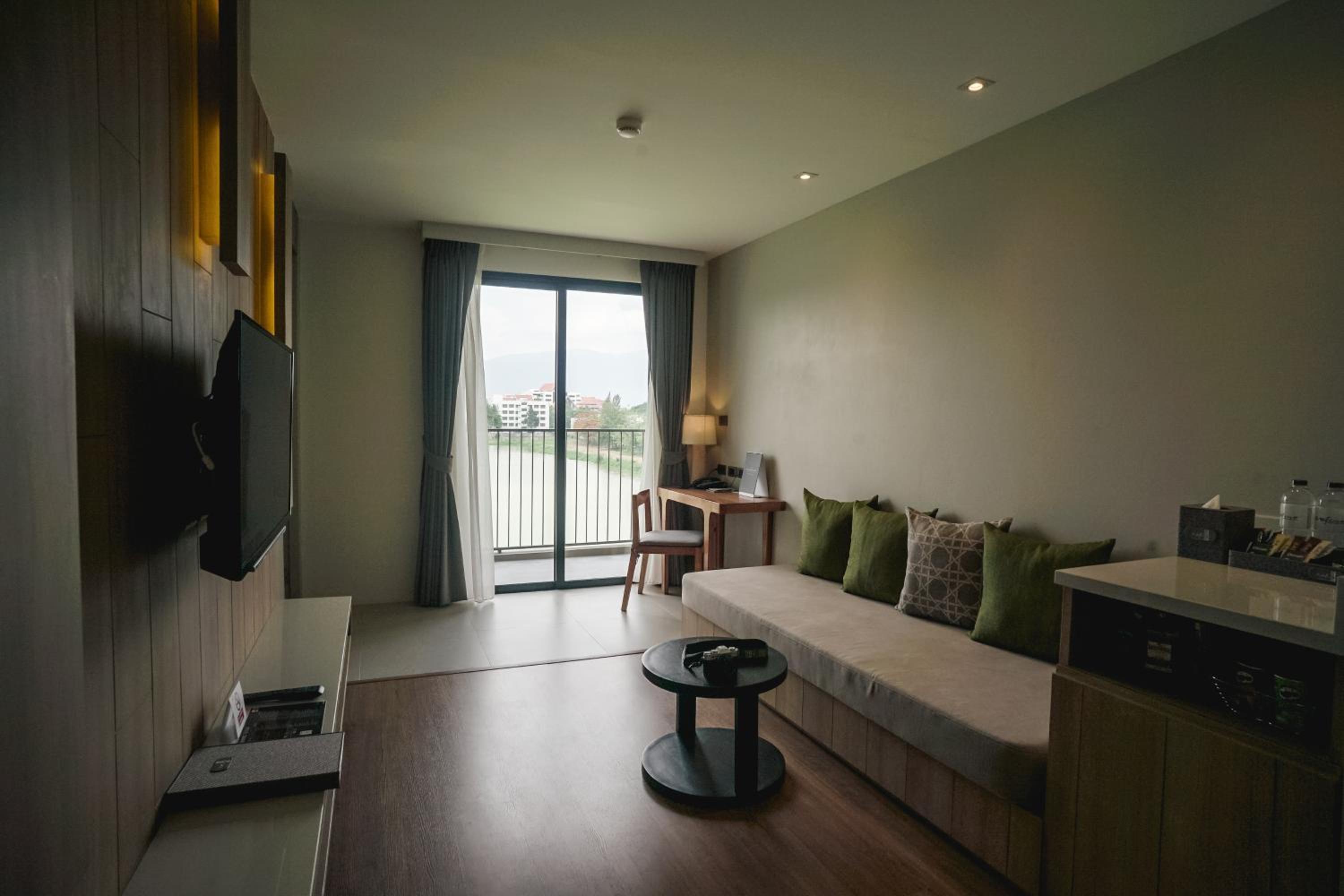 Suite 2 Bedrooms