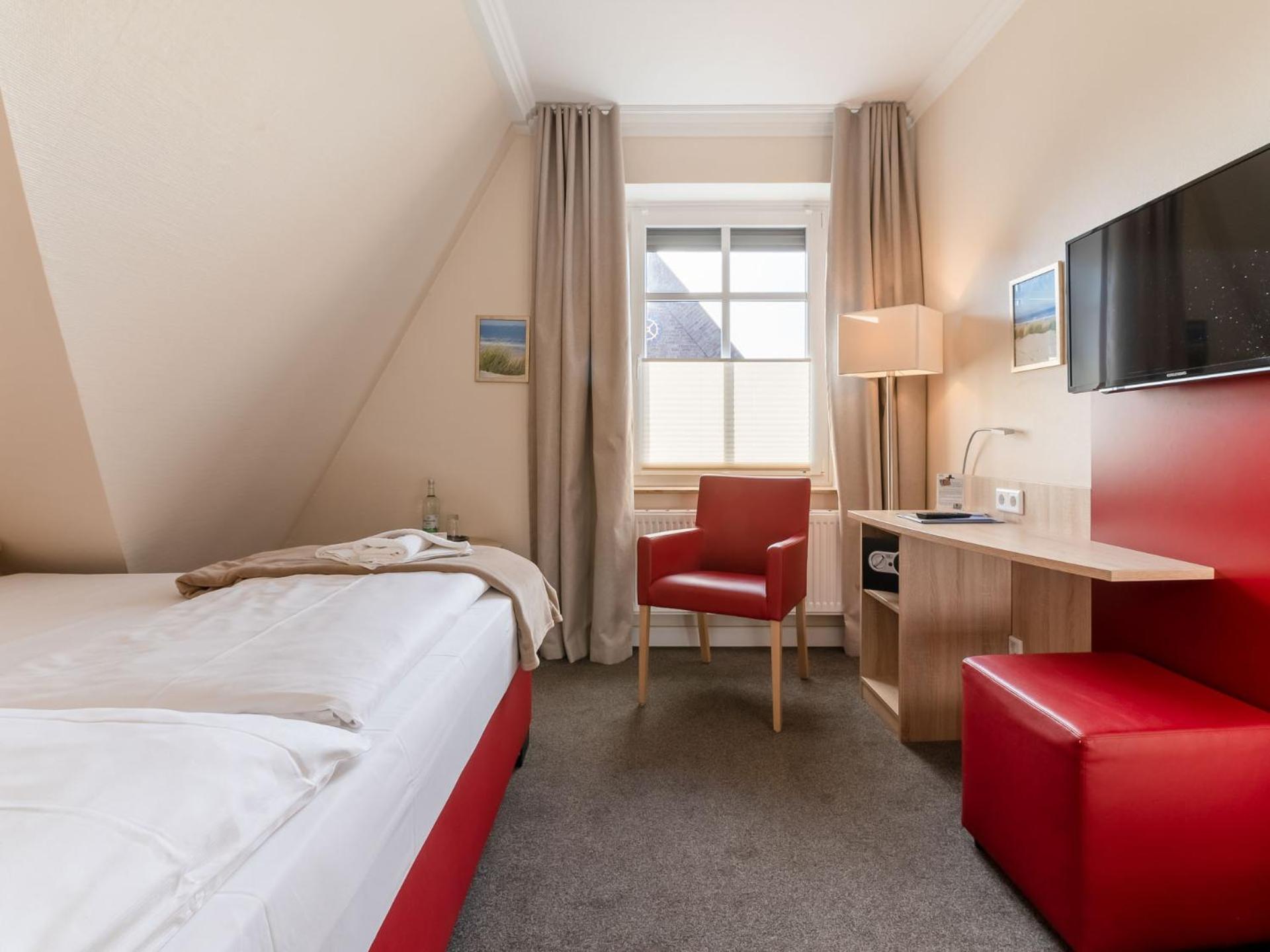 Superior Single Room