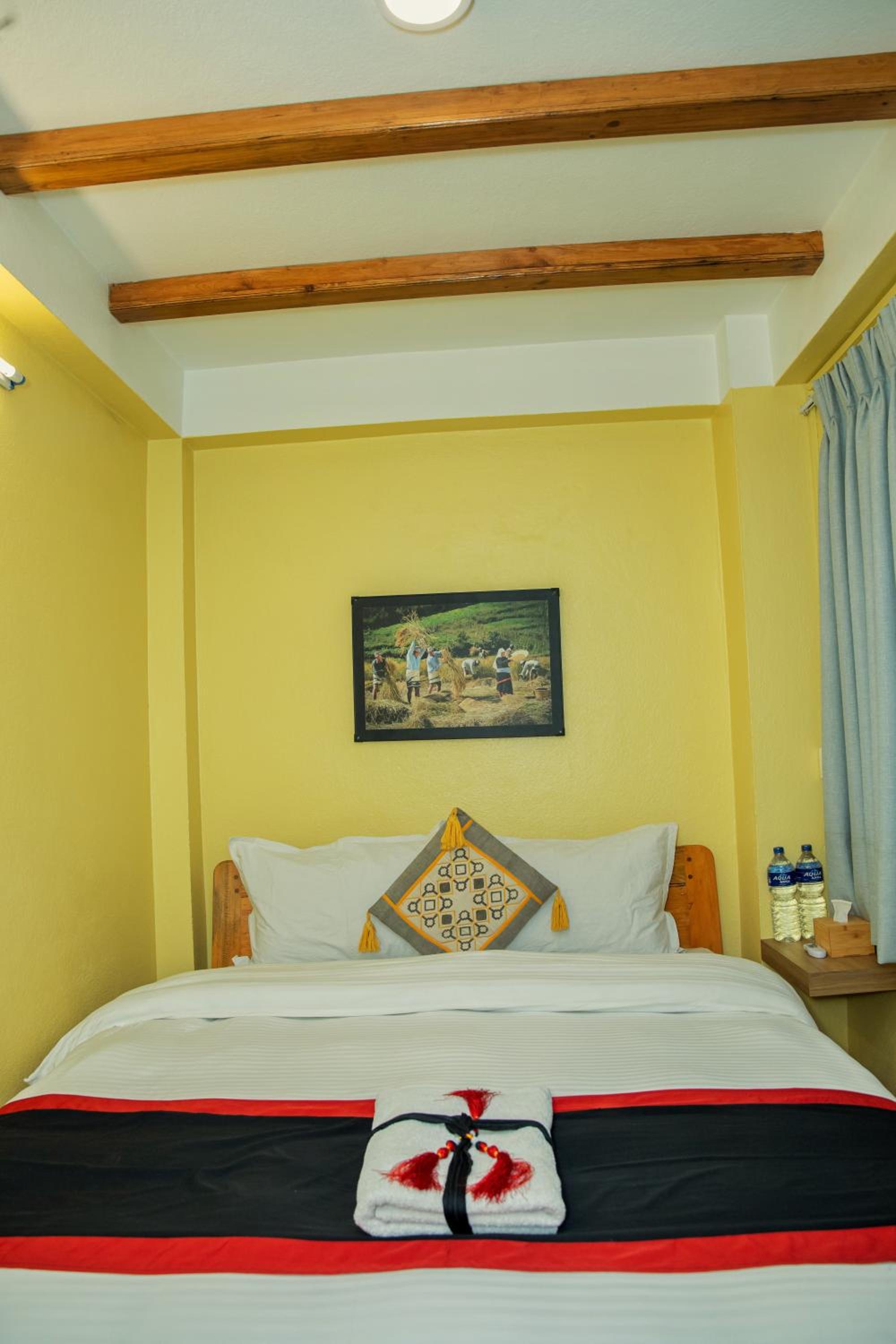 Budget Double Room photo 3