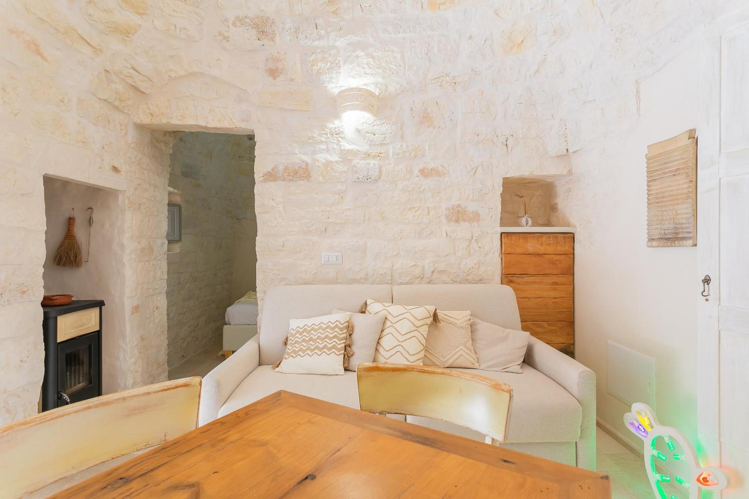 Villa photo 3