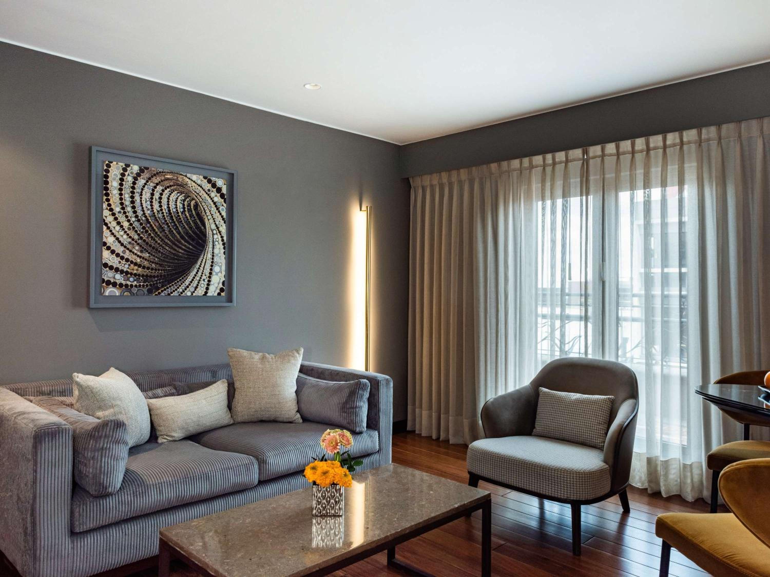 Luxury King Room photo 3