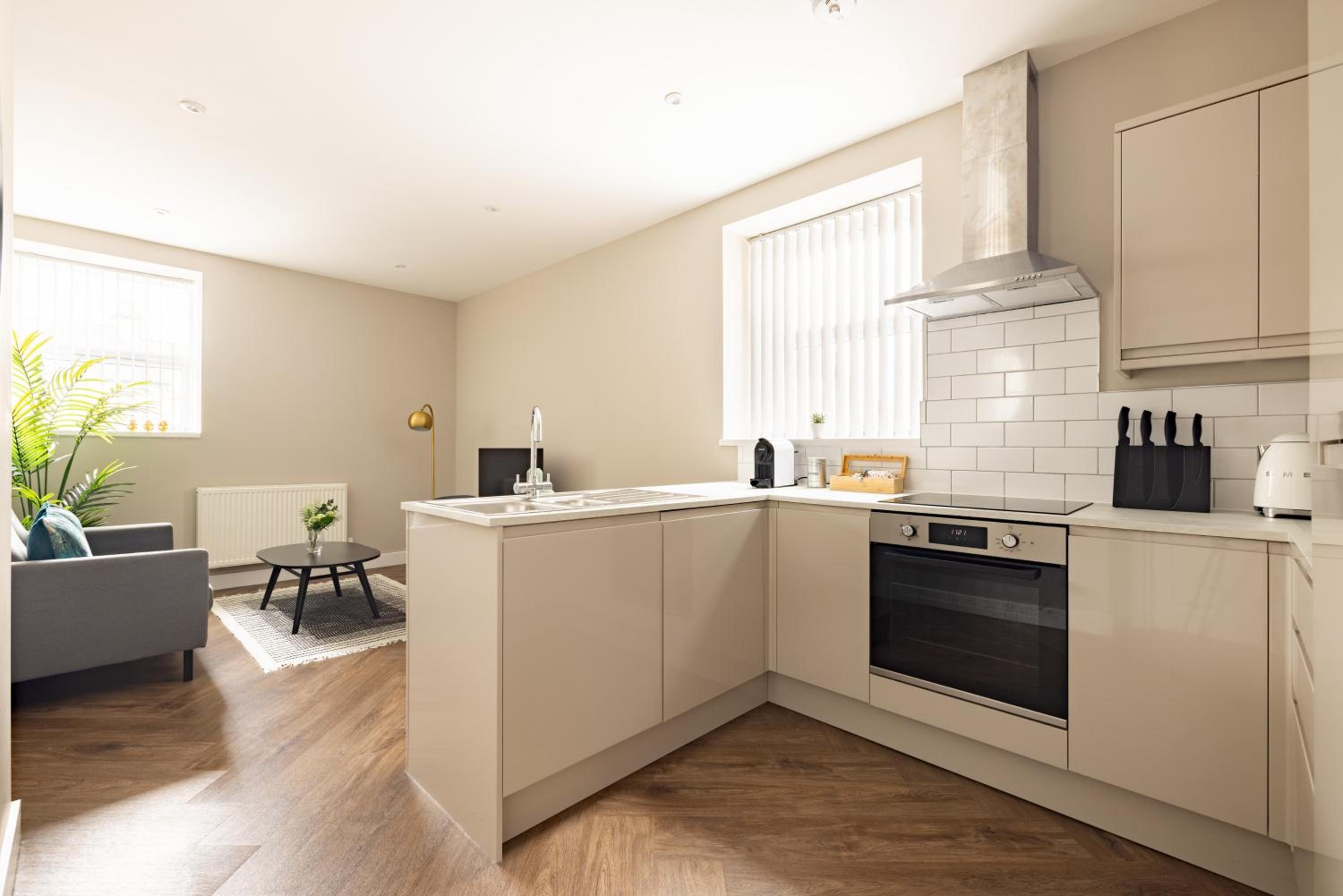 One Bedroom Apartment - Photo 9