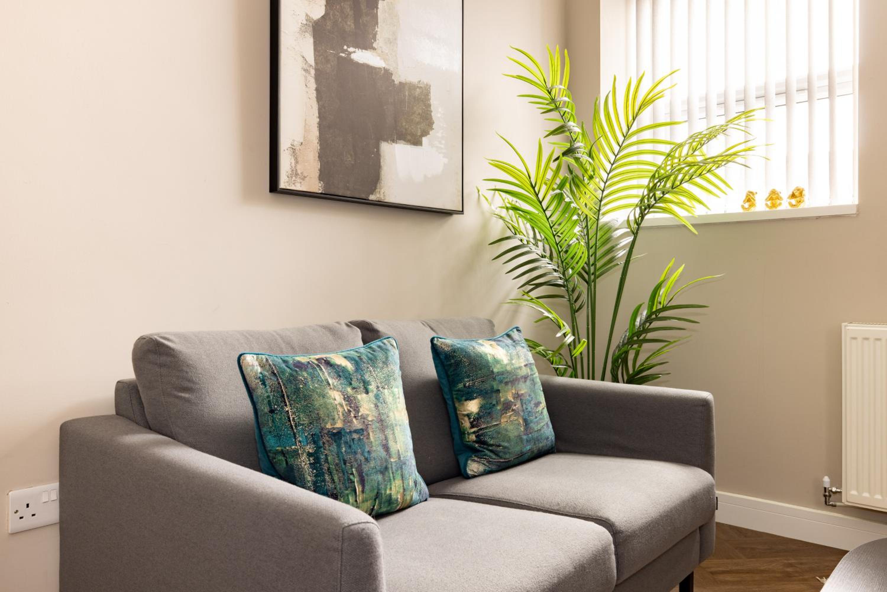 One Bedroom Apartment - Photo 7