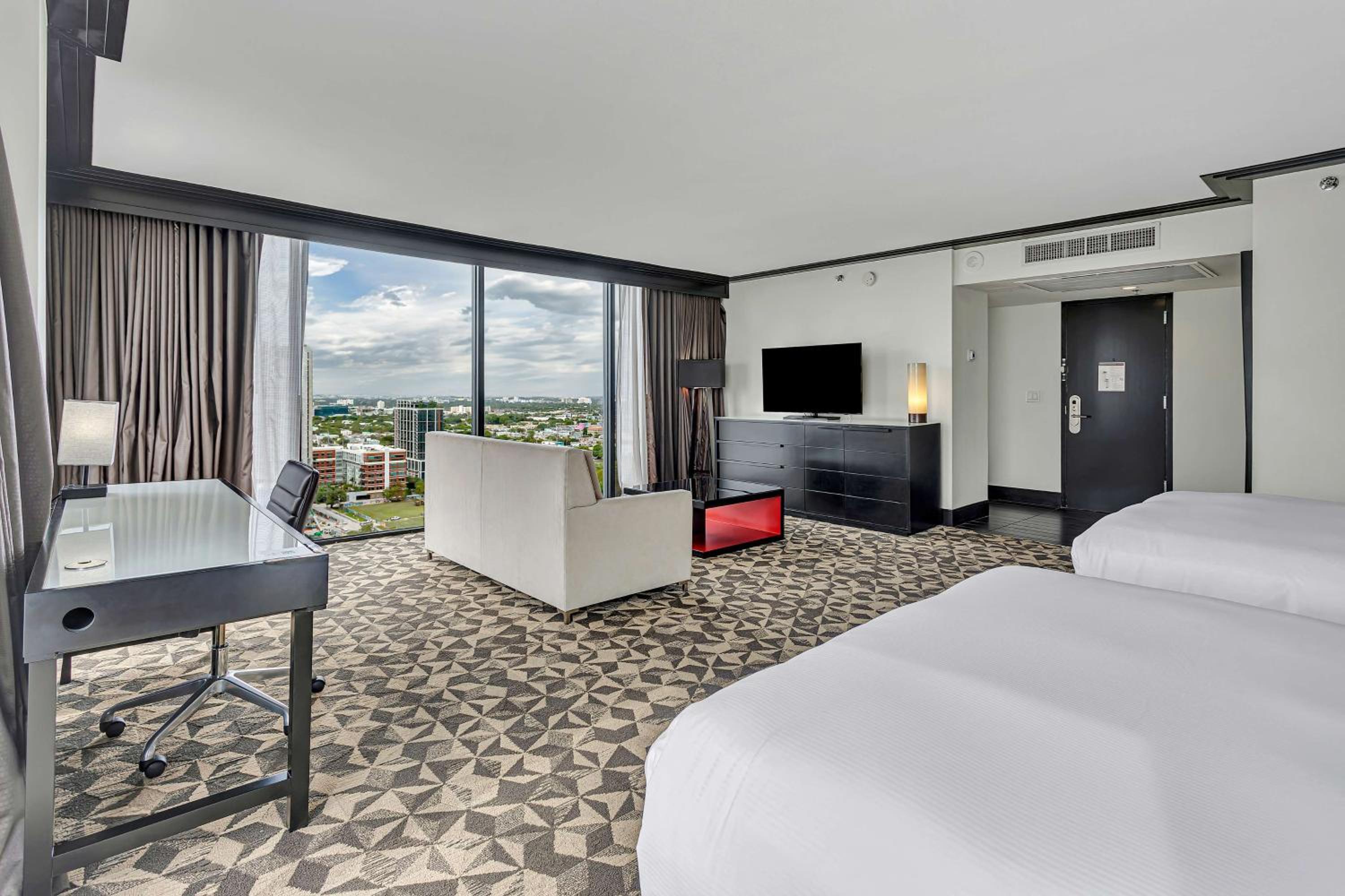 Junior Suite with Two Queen Beds