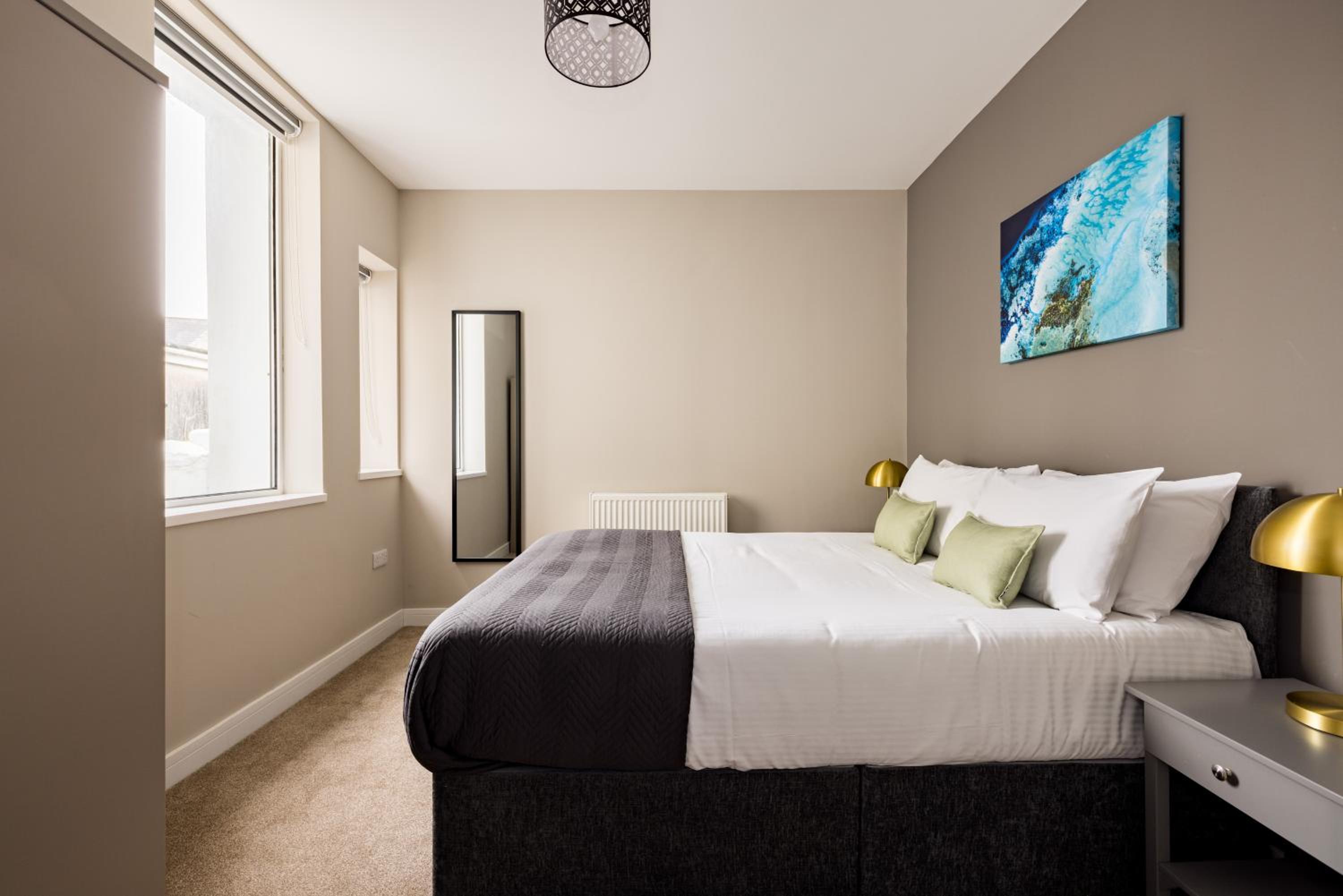 One Bedroom Apartment - Photo 16