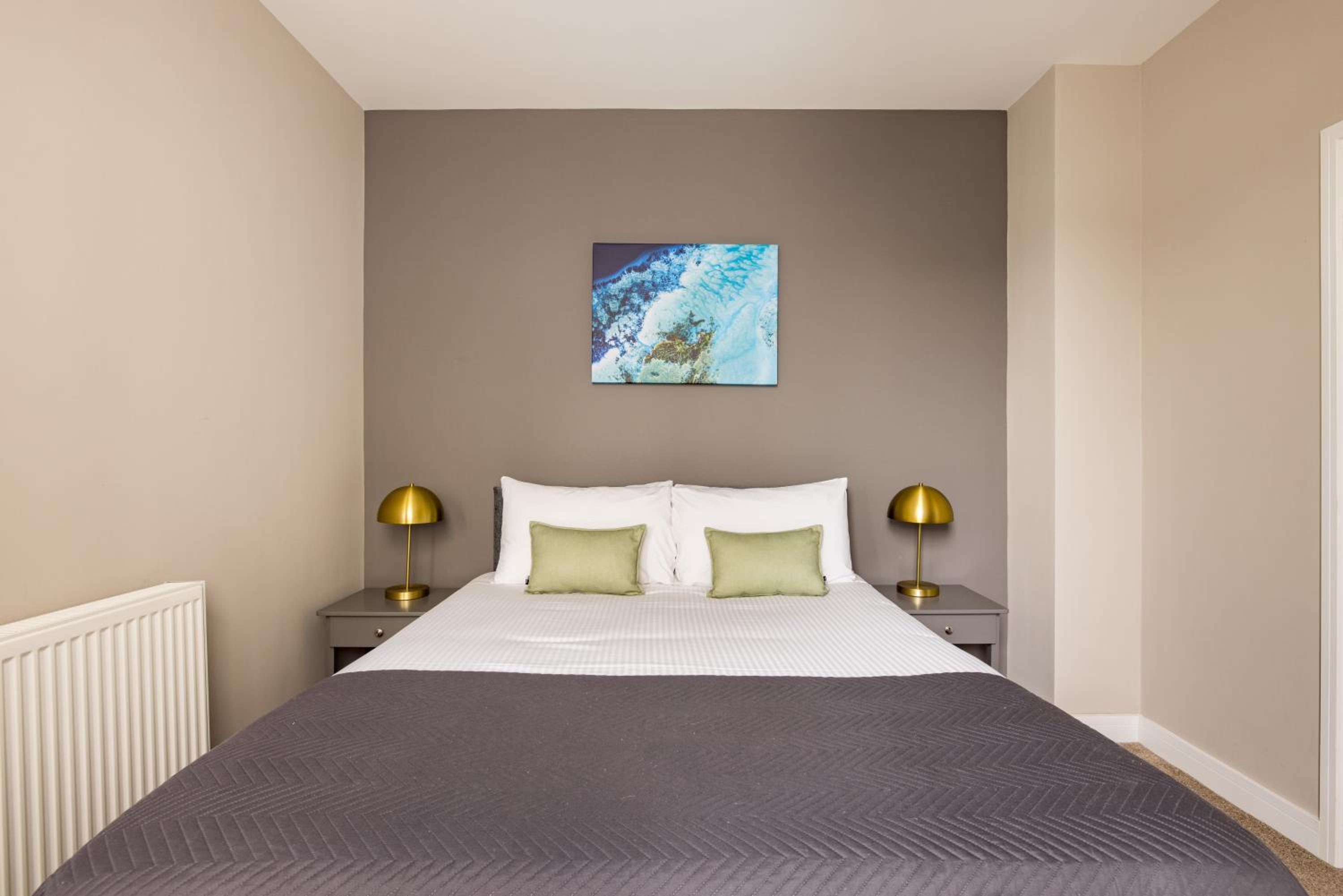 One Bedroom Apartment - Photo 17