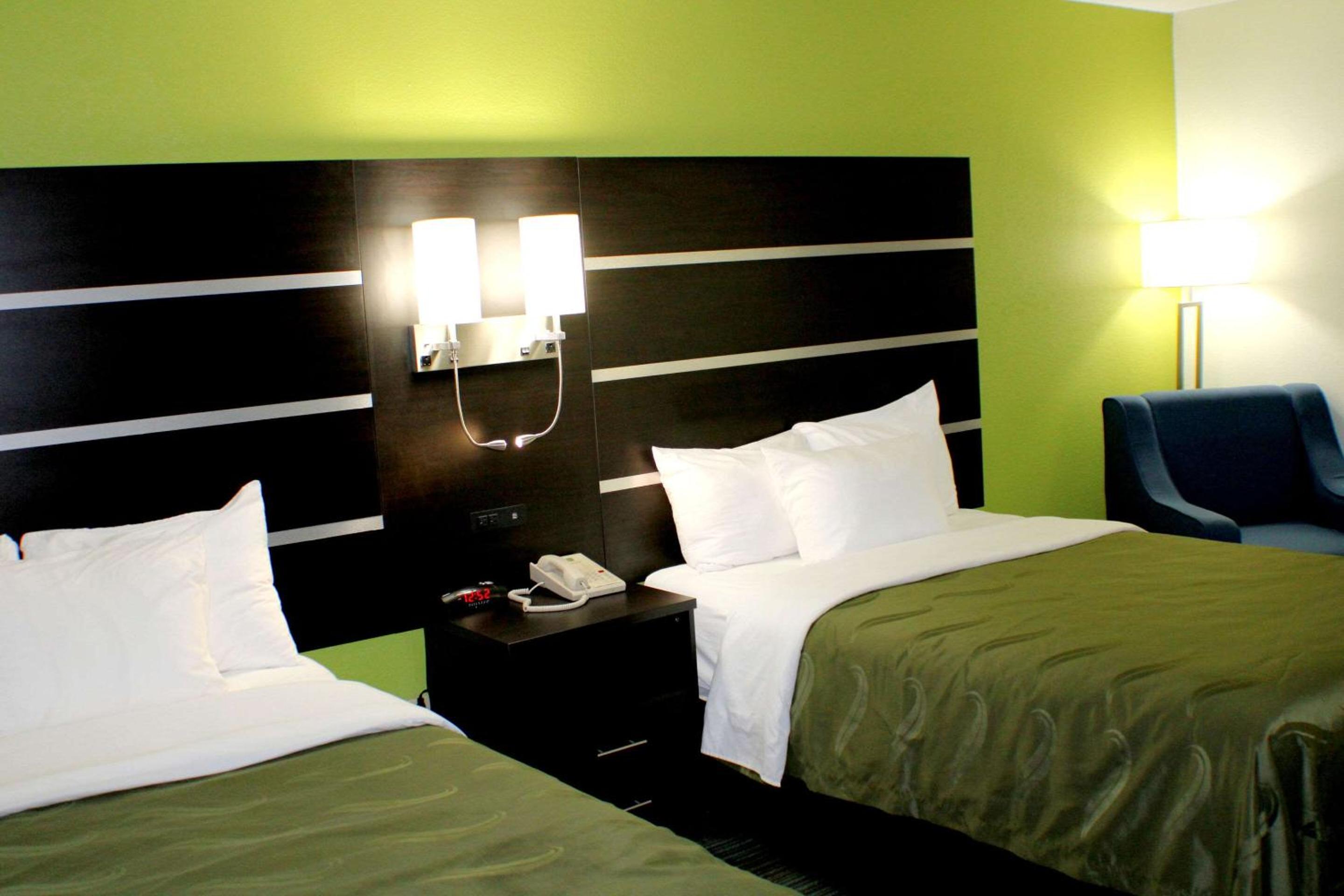 Double Room with Two Double Beds - Non-Smoking photo 1
