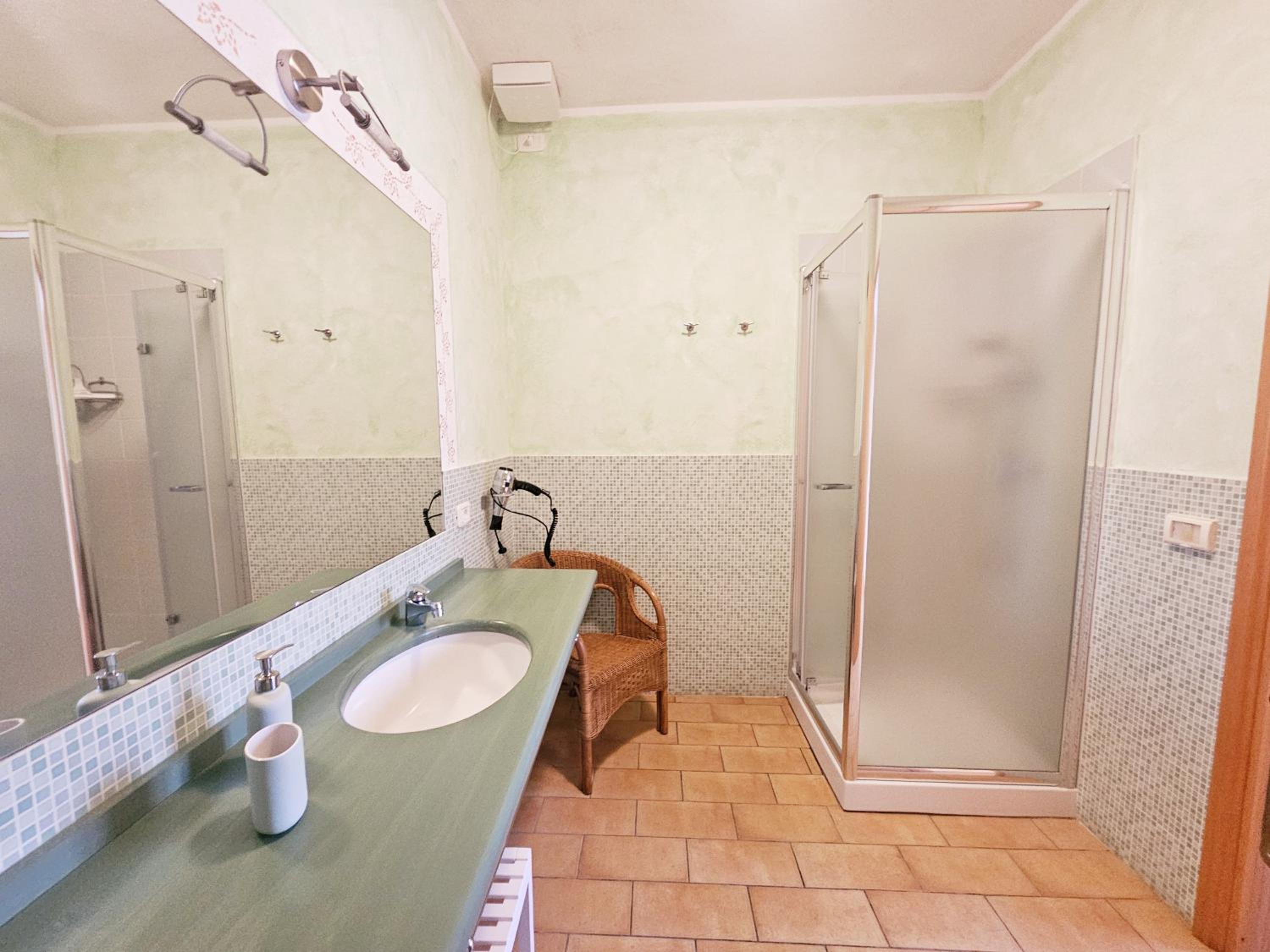 One-Bedroom Apartment With Garden View photo 3
