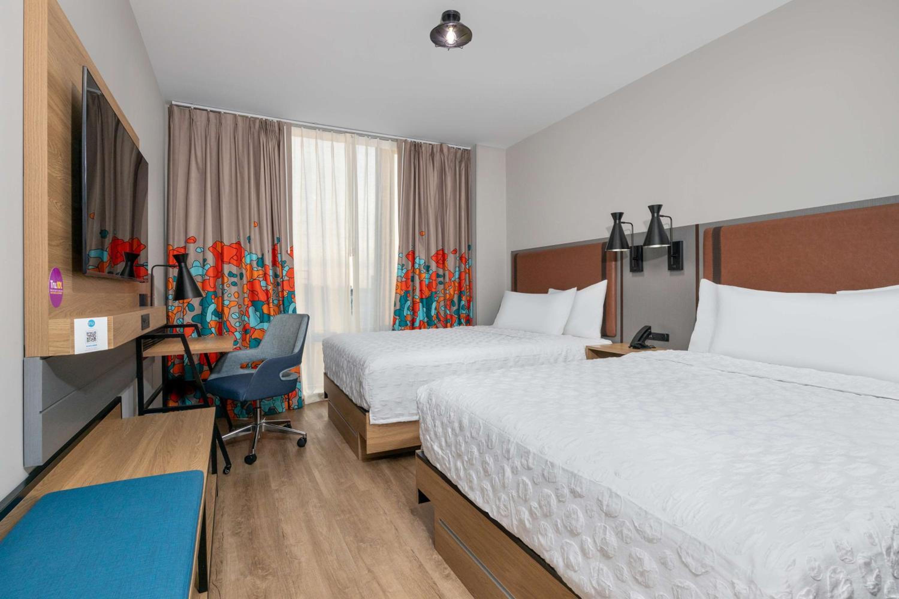 Queen Room with Two Queen Beds and Walk-In Shower - Photo 2