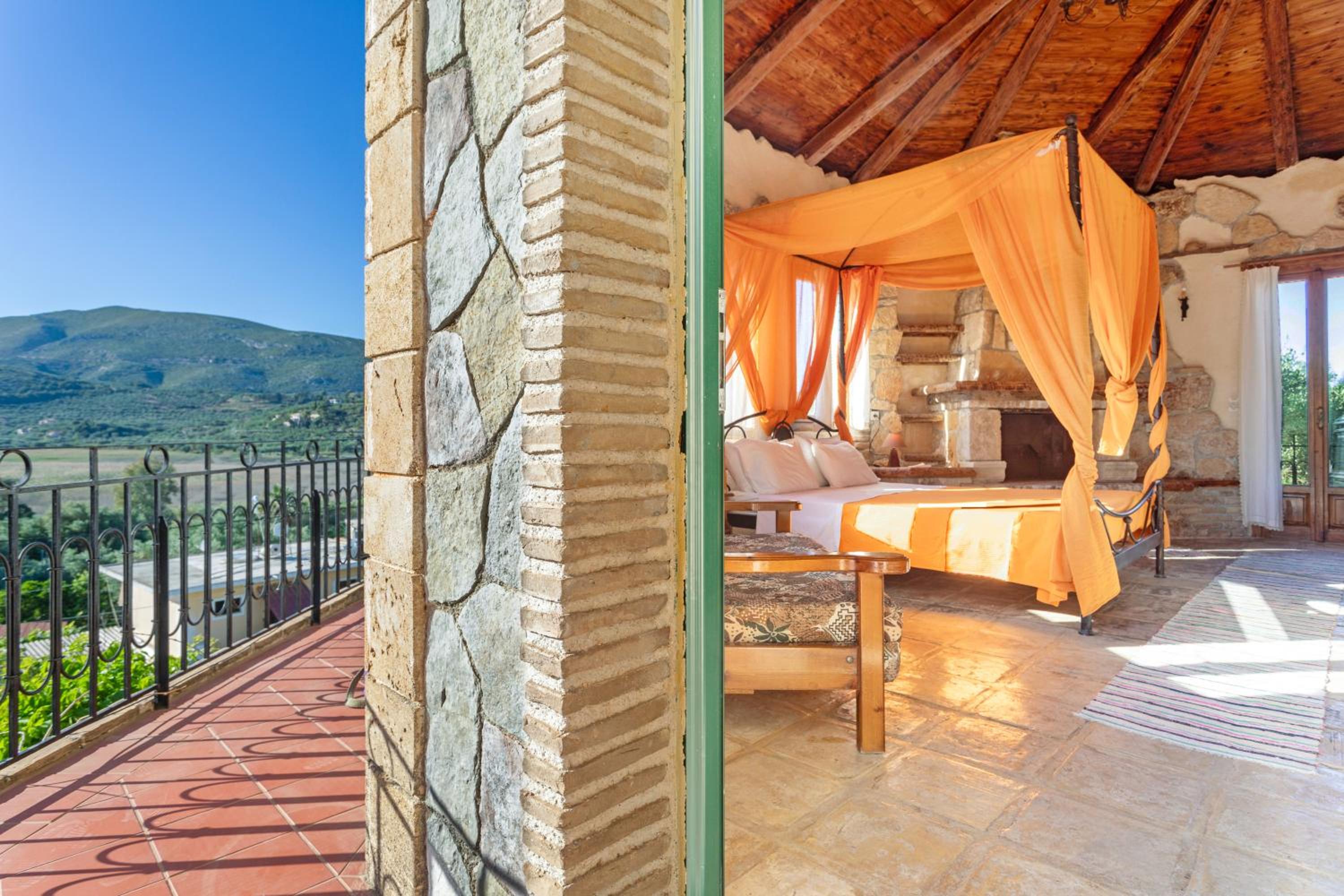 Superior One-Bedroom Apartment With Balcony