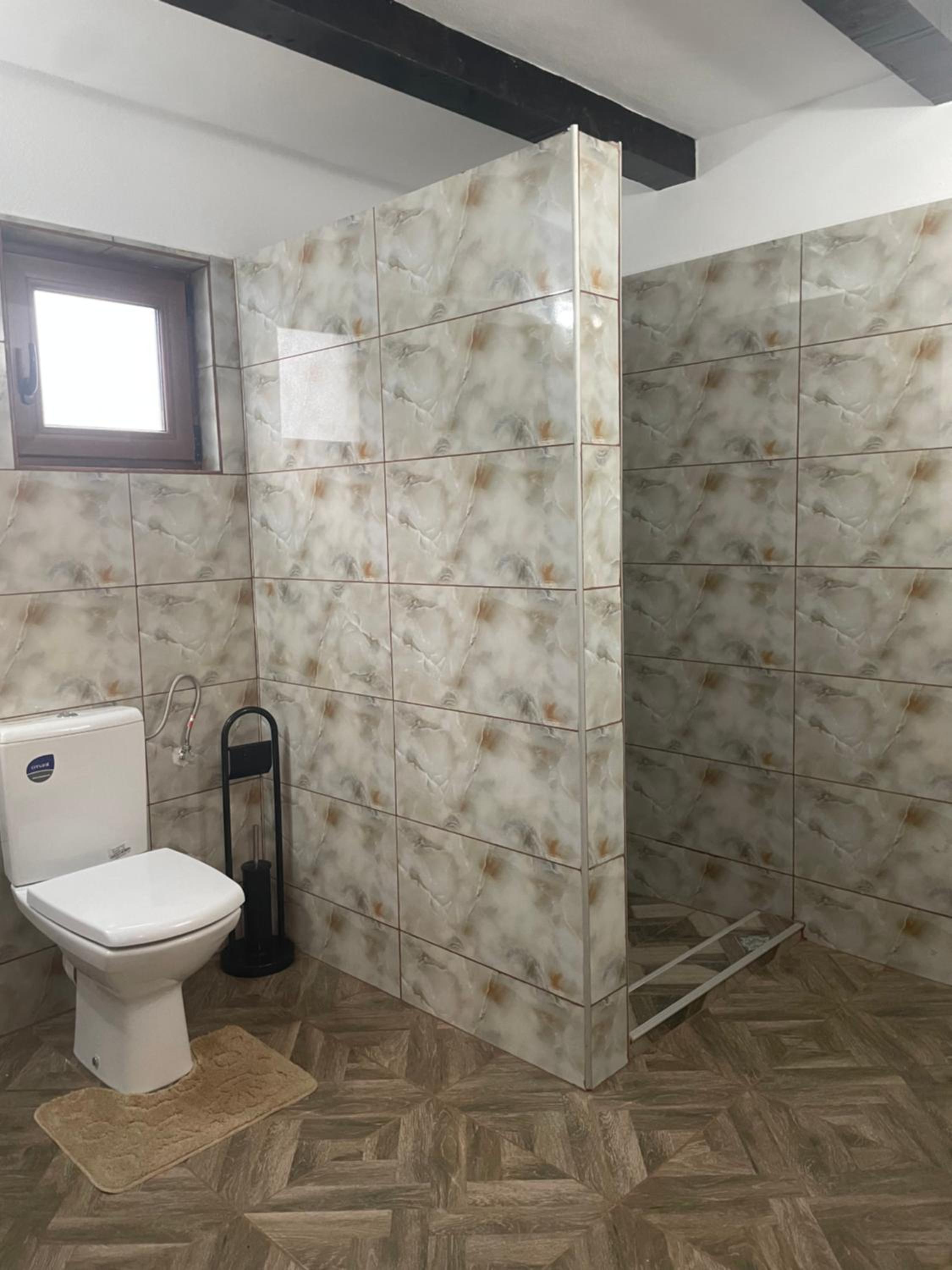 One-Bedroom House photo 3
