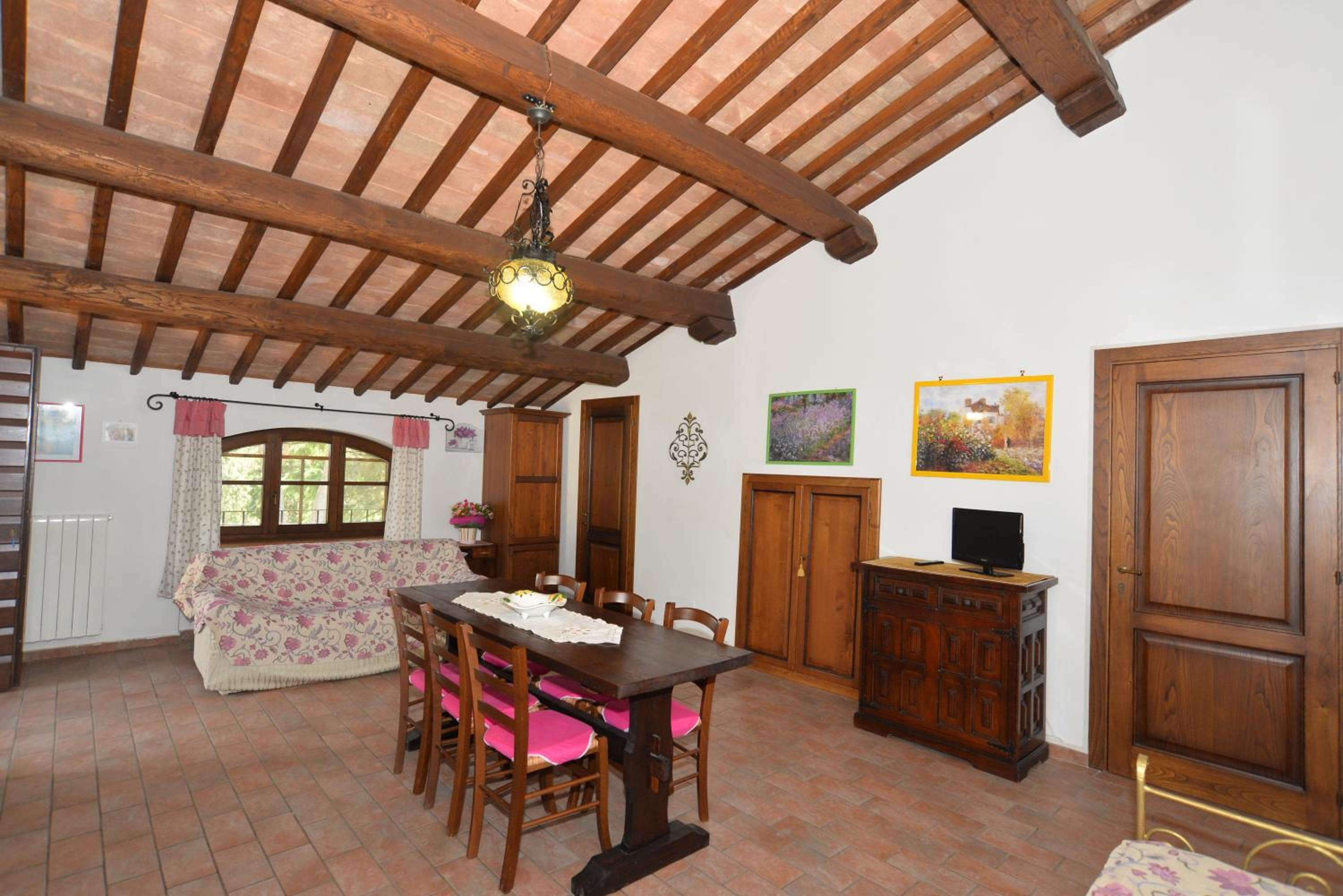 Deluxe One-Bedroom Apartment with Garden View photo 3