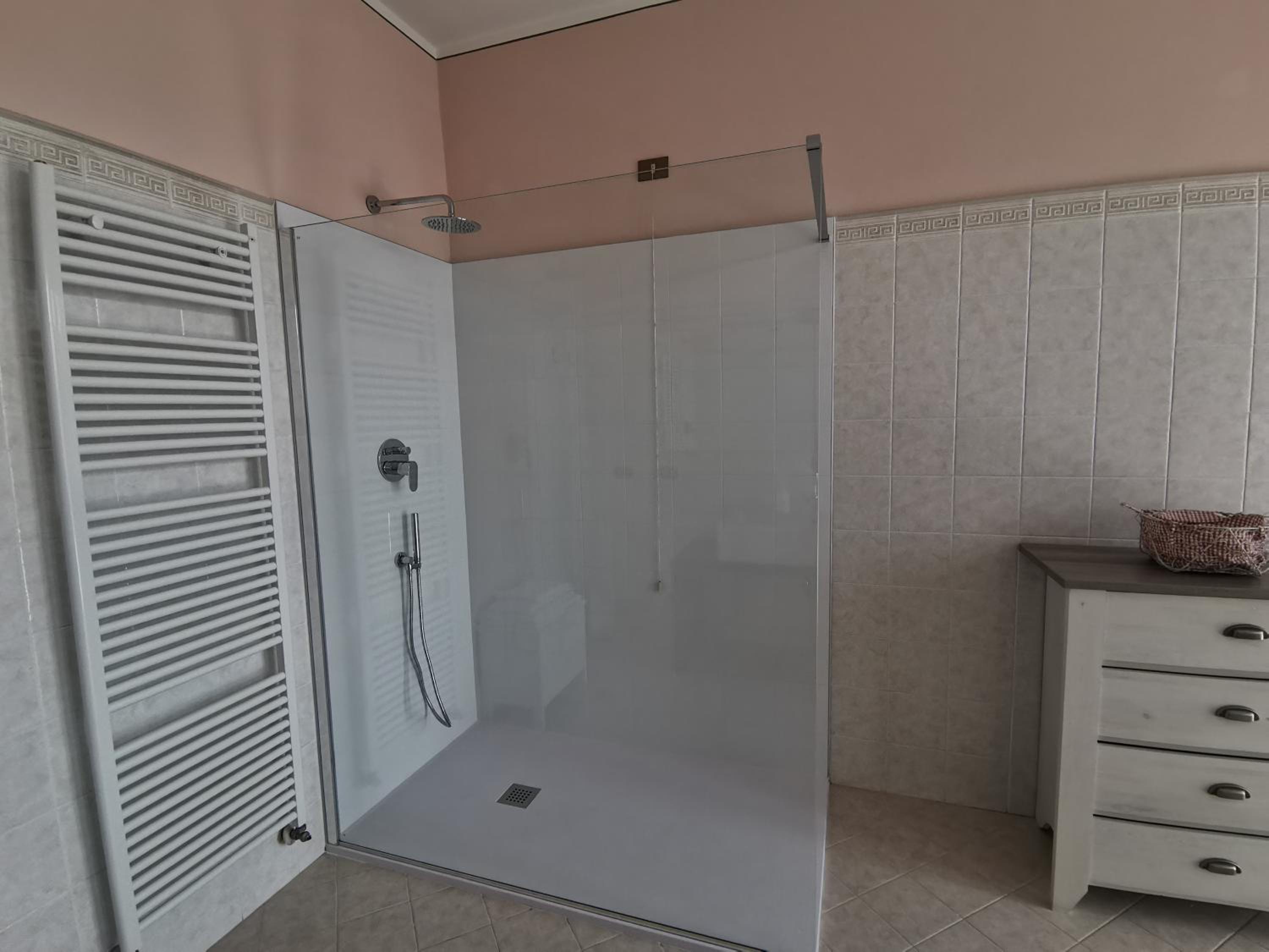 Deluxe Double Room - Photo 22