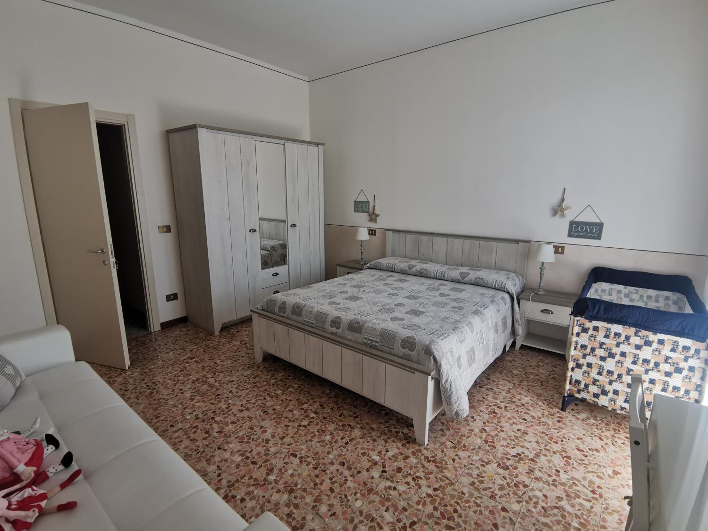 Deluxe Double Room - Photo 25
