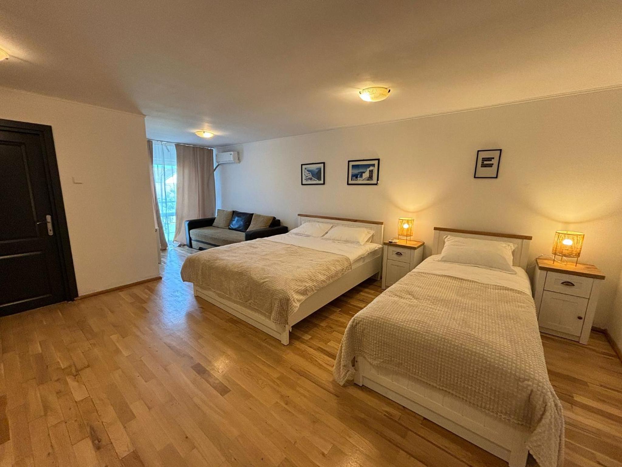 Deluxe Suite photo 2