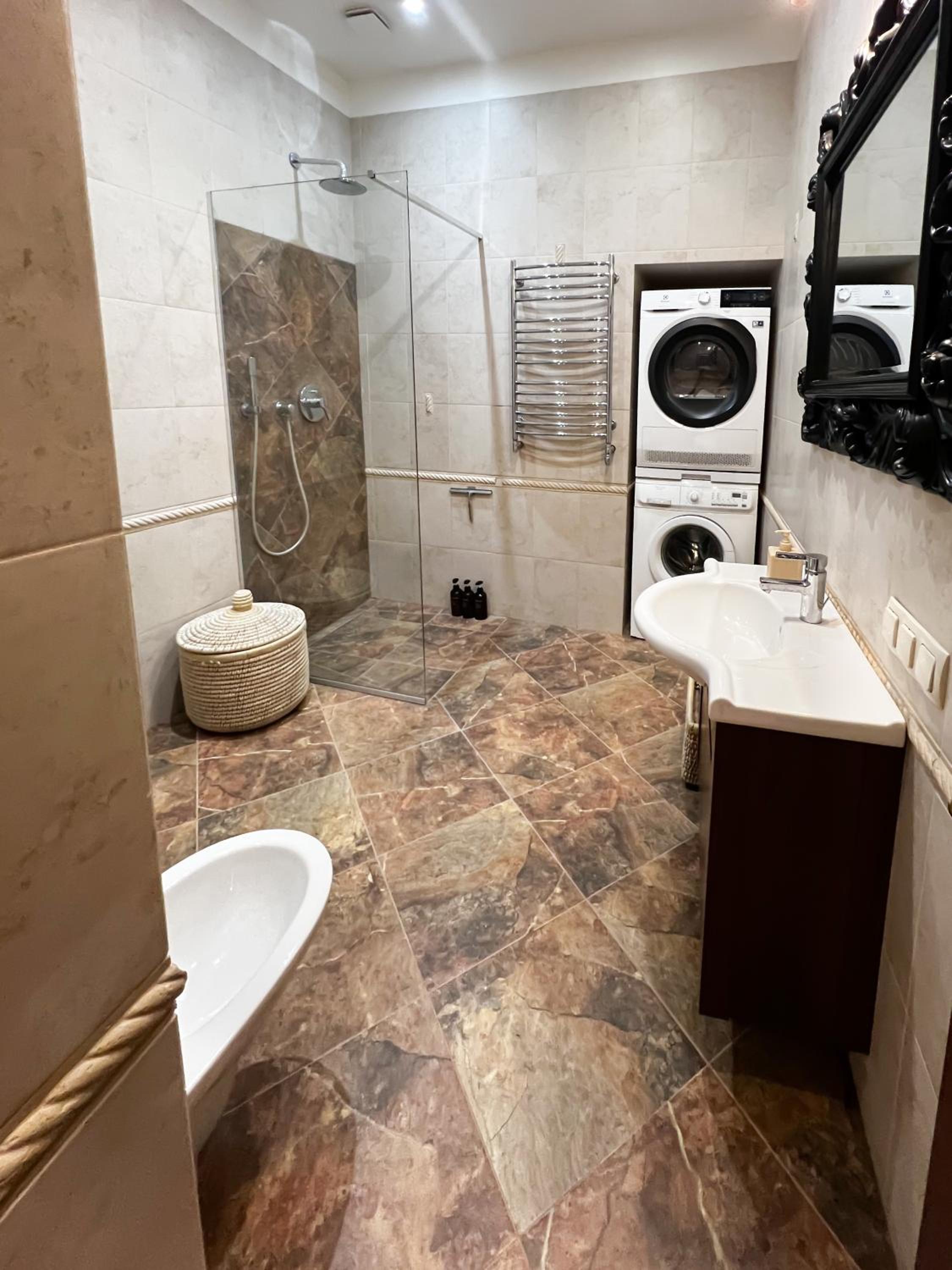 Apartment - Photo 17
