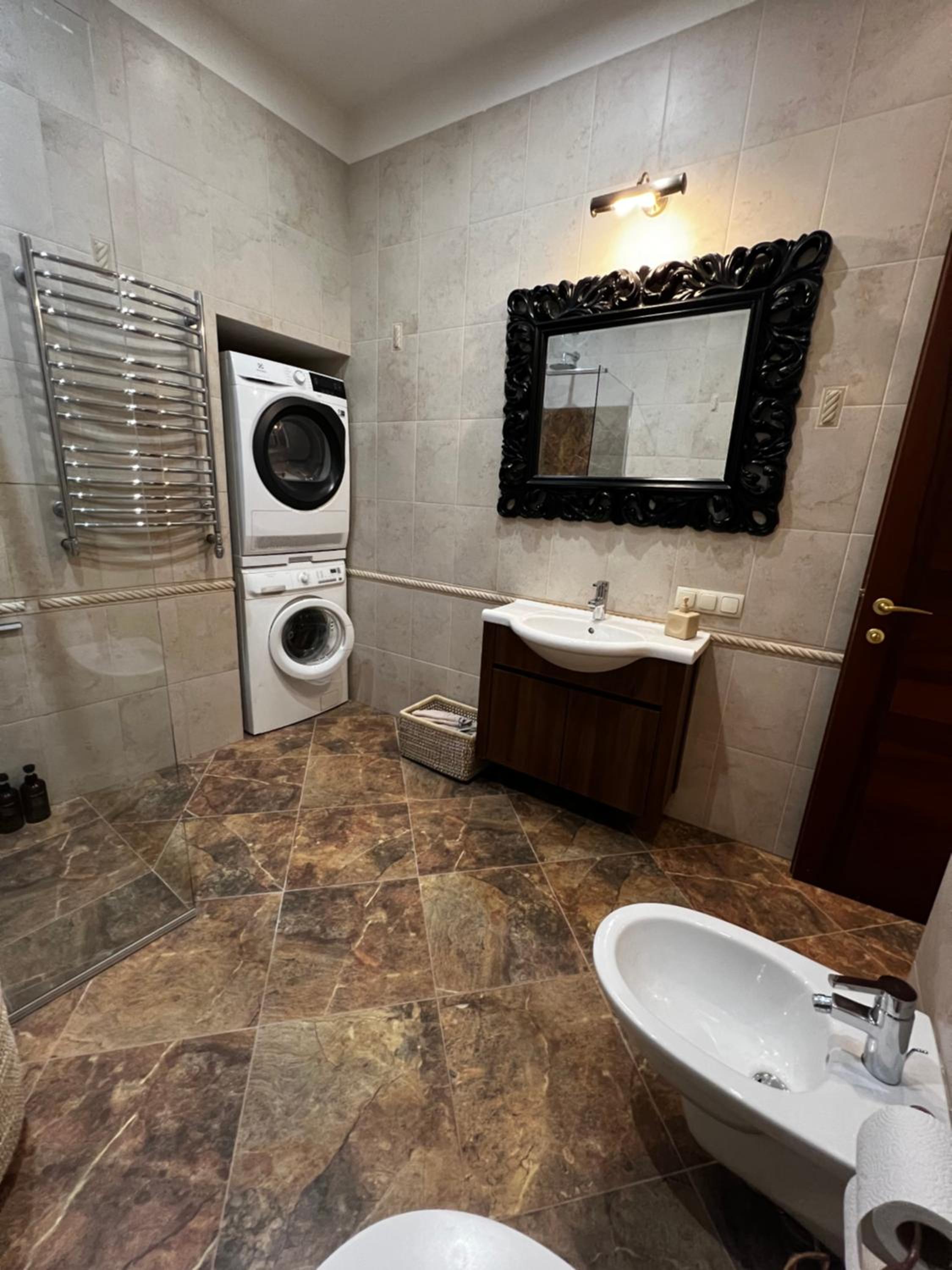 Apartment - Photo 19