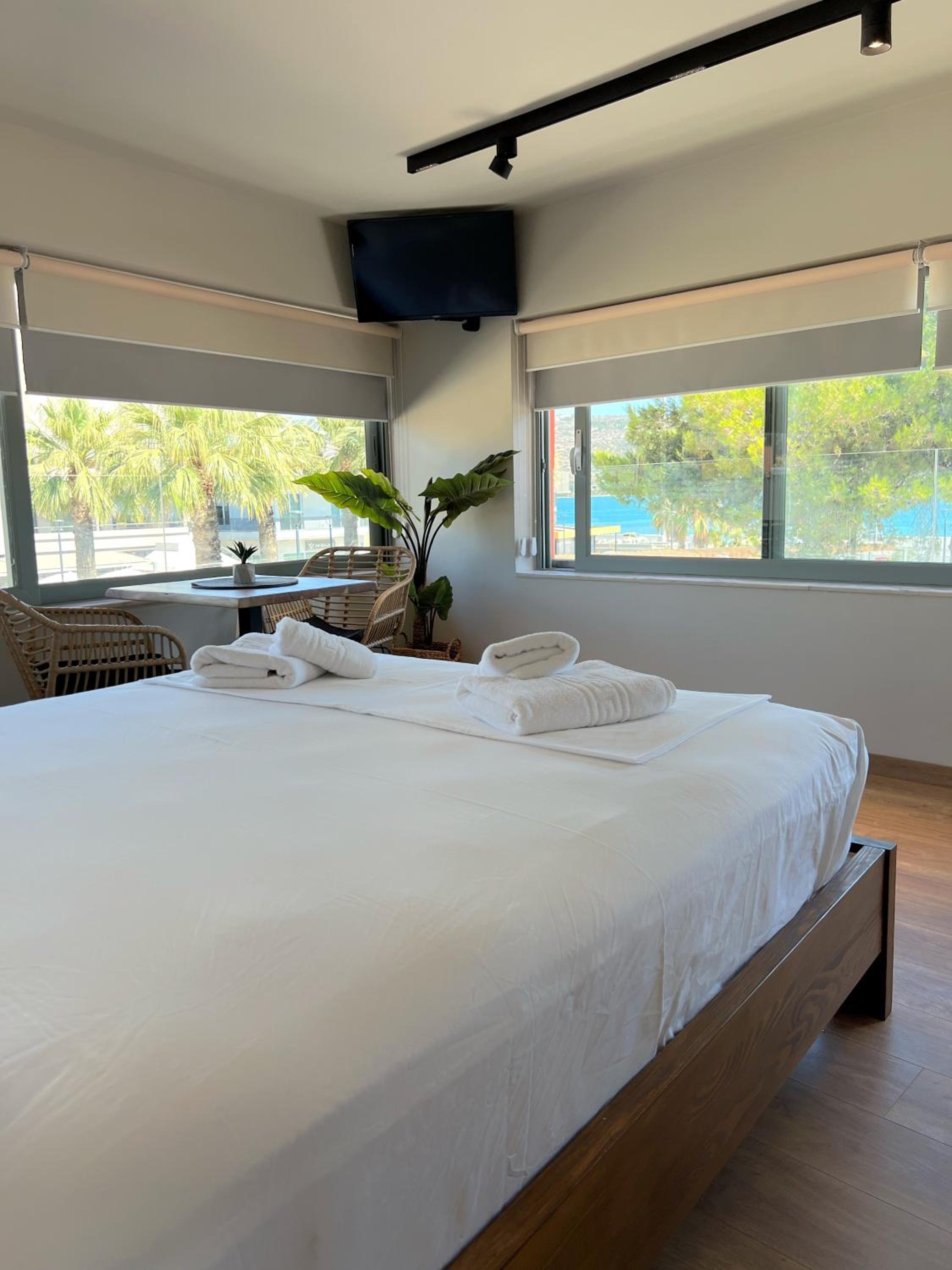 King Suite with Sea View