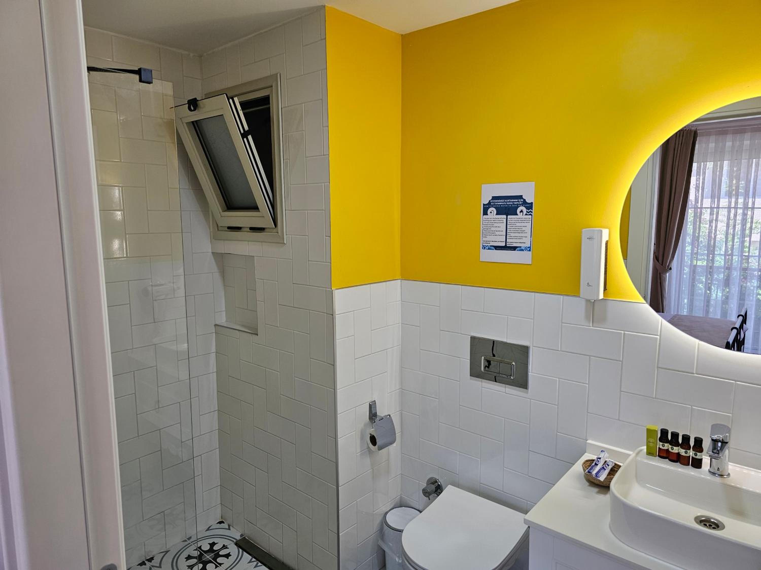 Double Room with Extra Bed - Photo 5