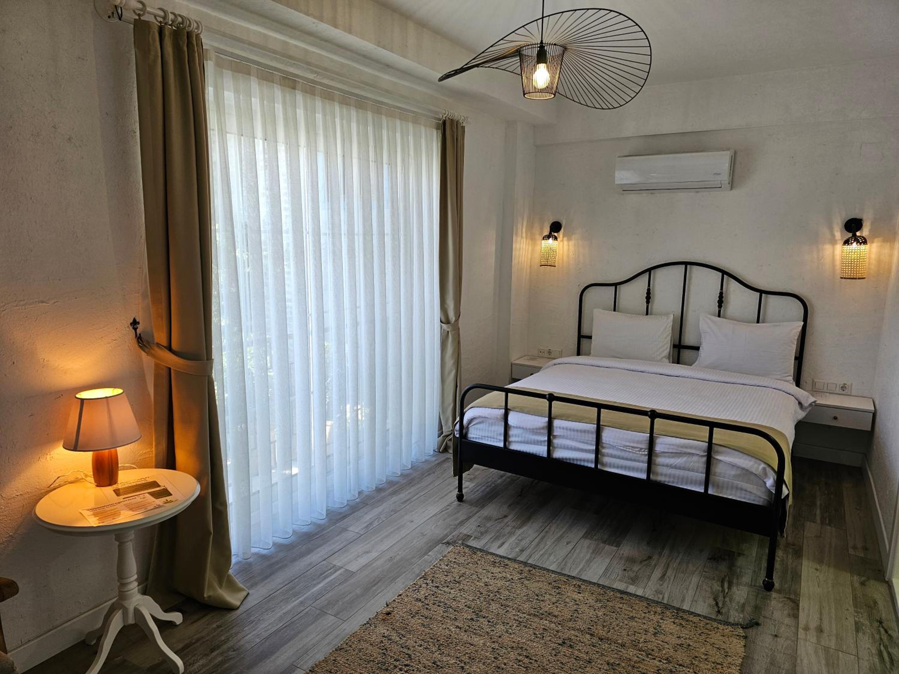 Double Room with Extra Bed - Photo 1
