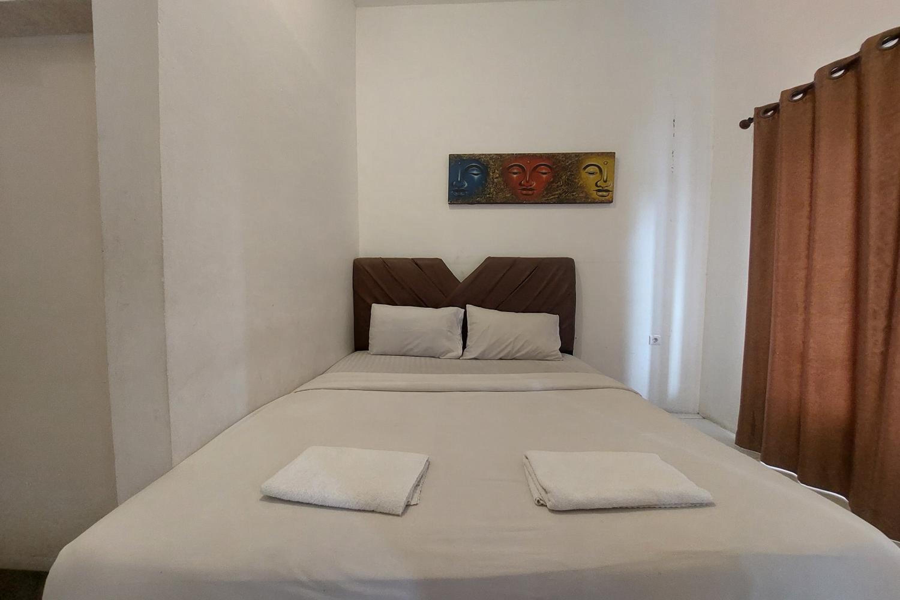 Deluxe Double Room with Balcony photo 3