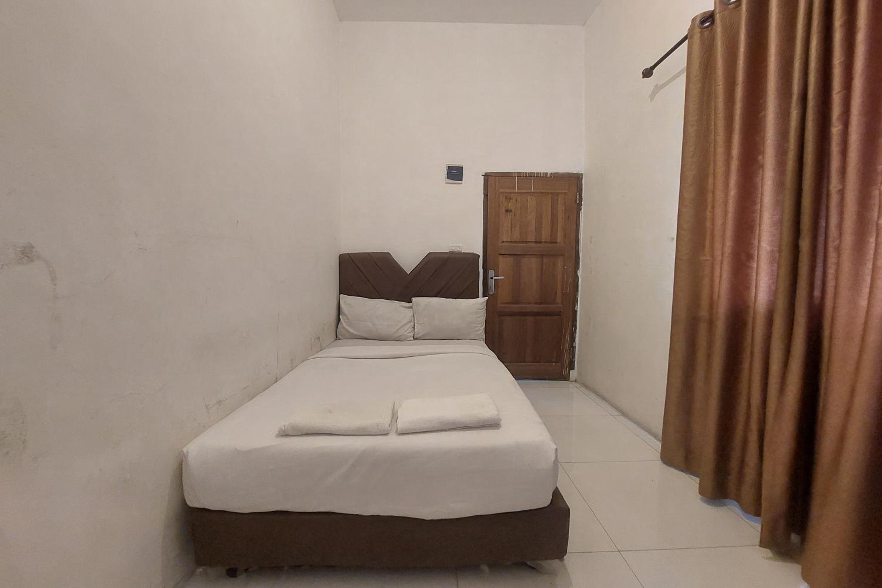 Single Room photo 3