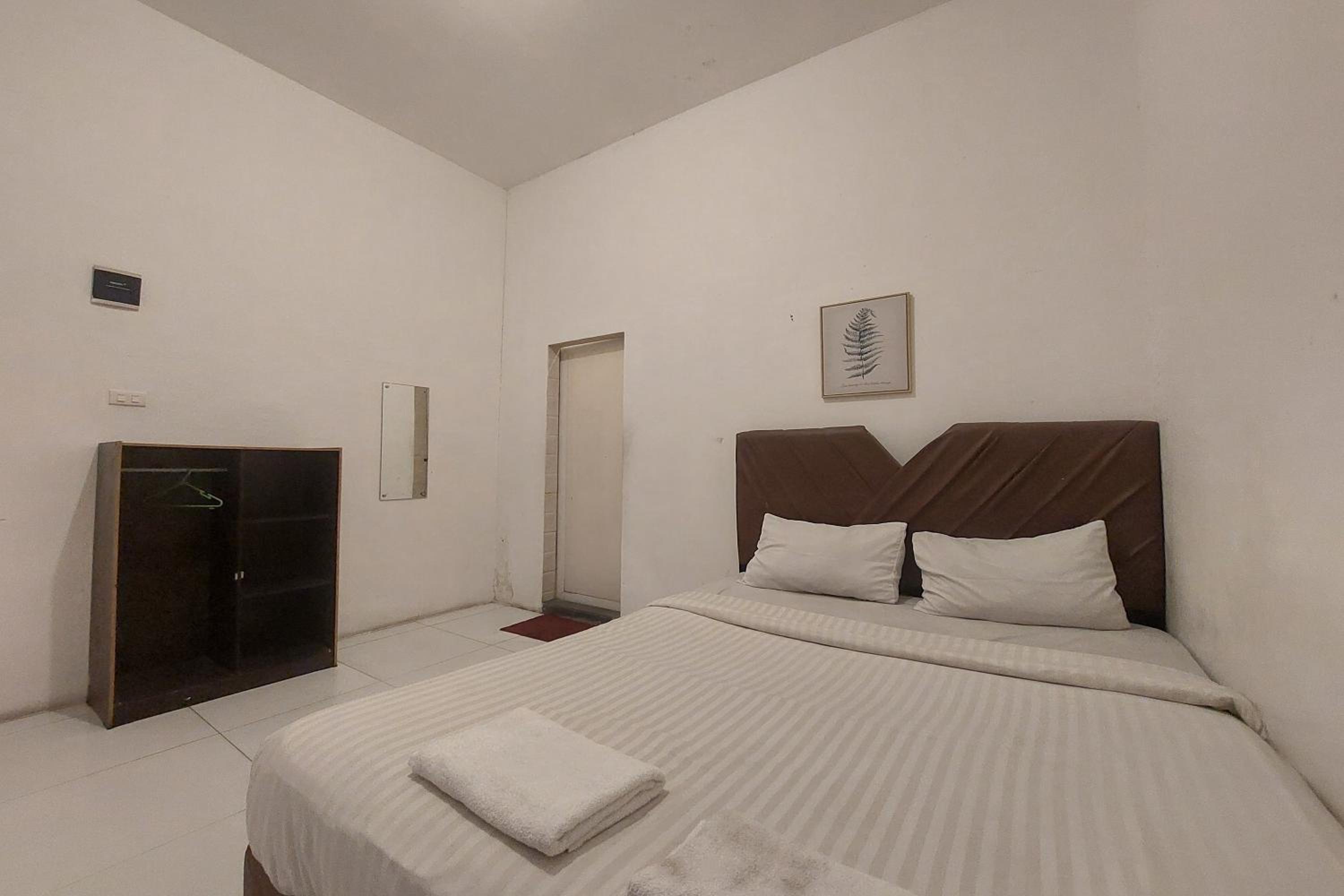 Standard Double Room photo 2