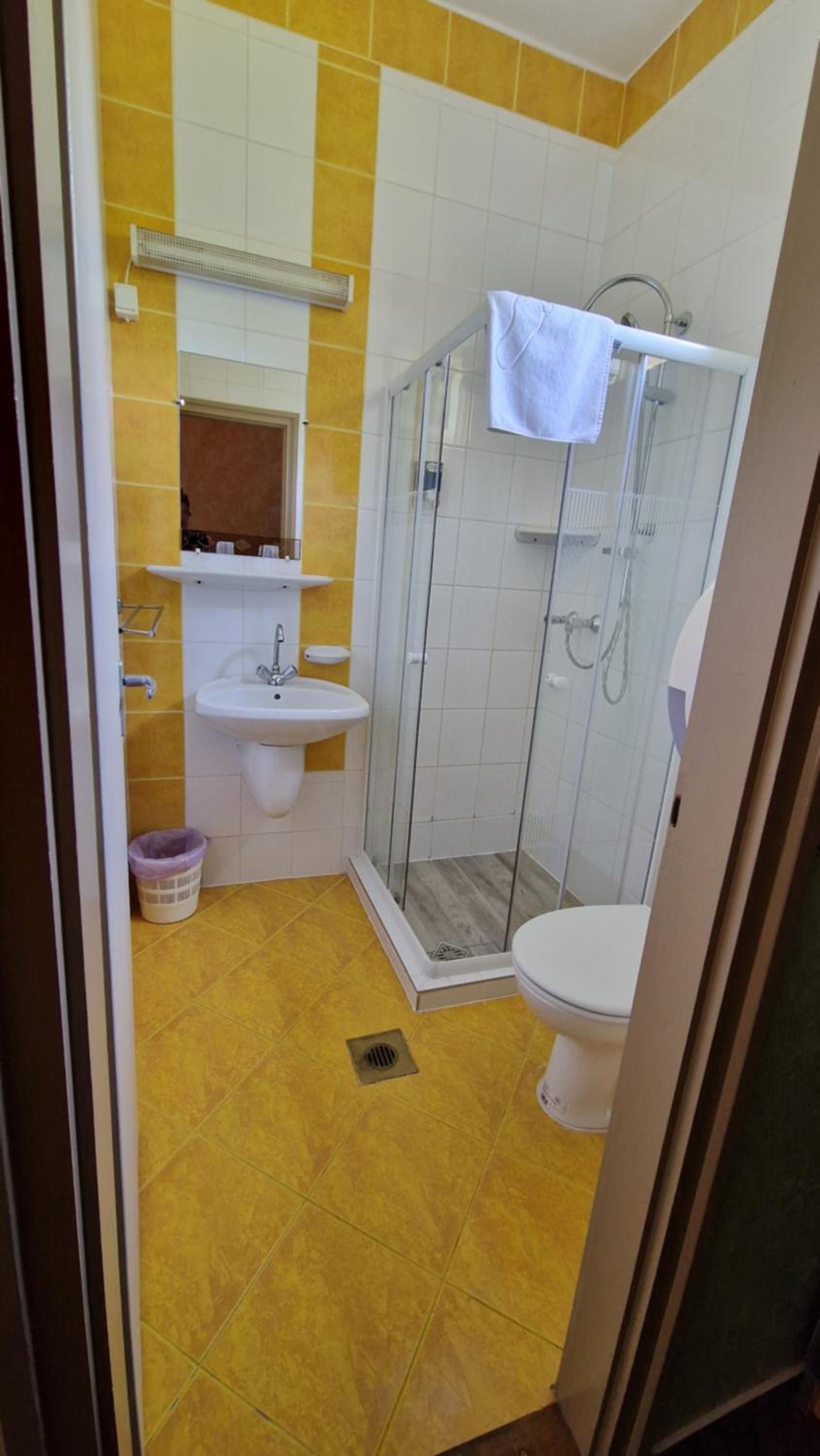 Deluxe Triple Room photo 2