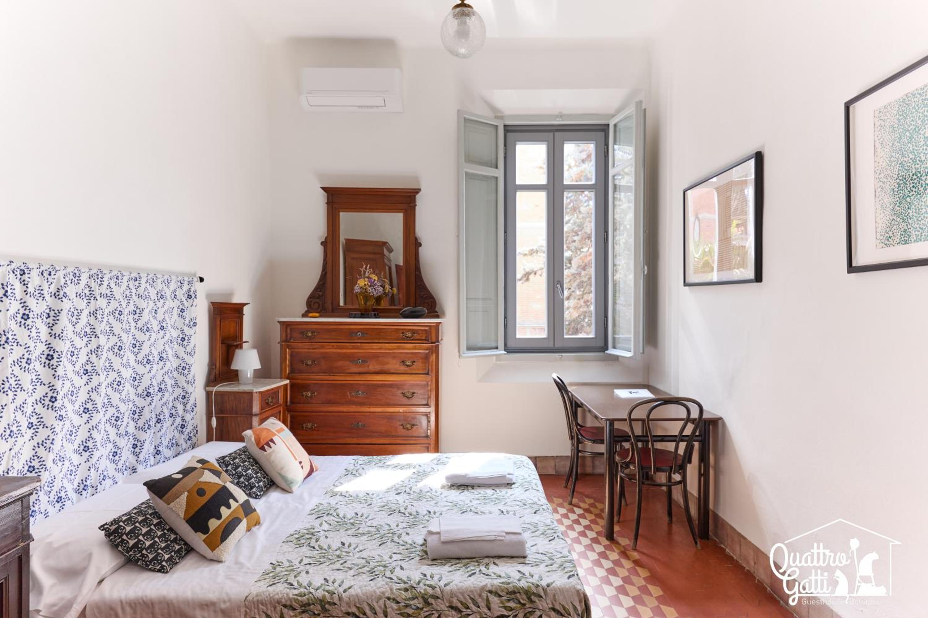 Double or Twin Room with Private External Bathroom
