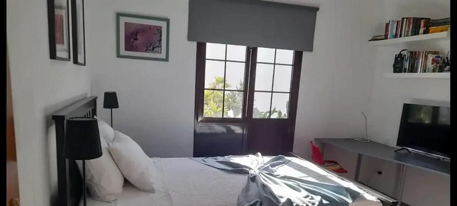 Habitación Estándar con Cama Queen