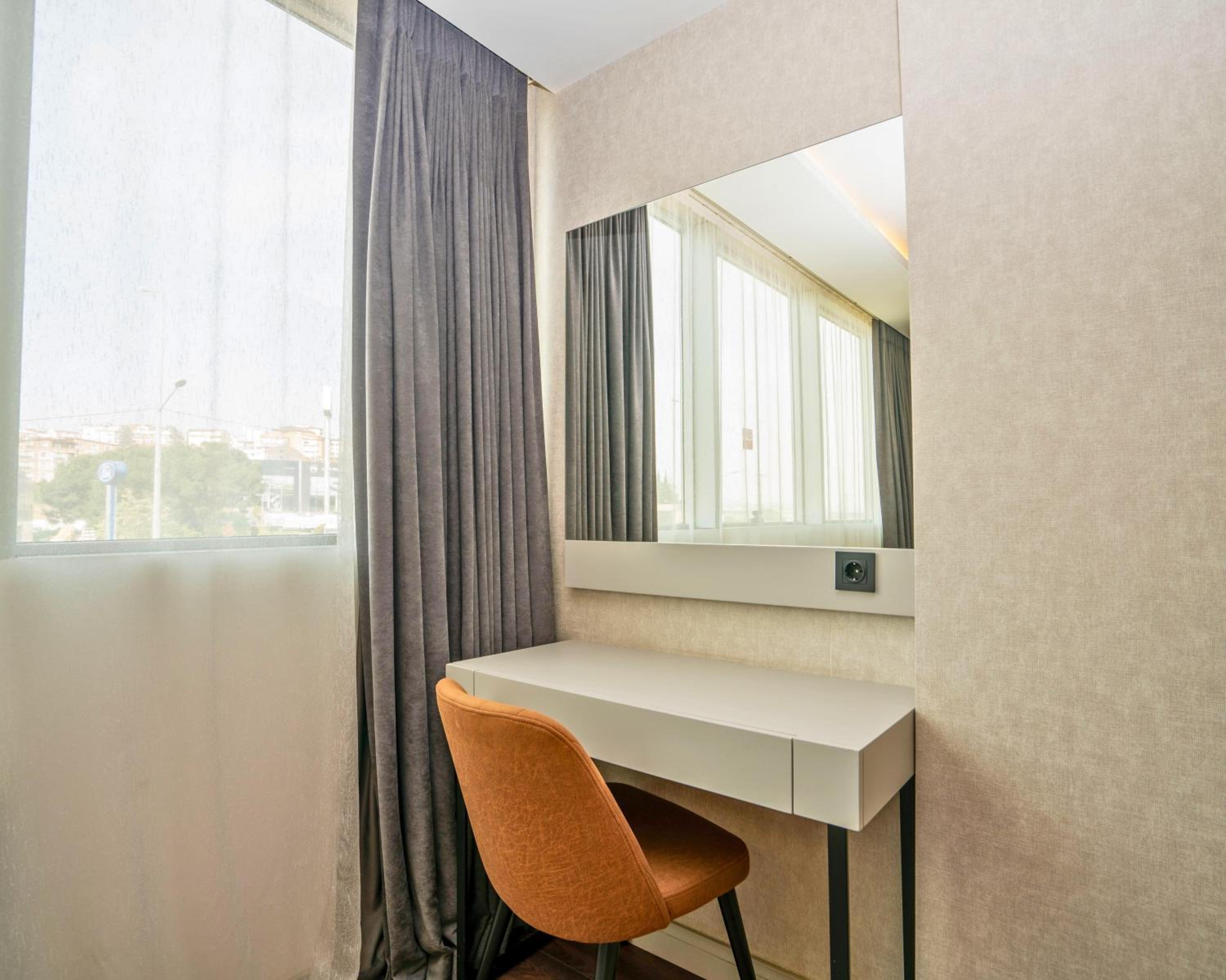 Standard Twin Room - Photo 5