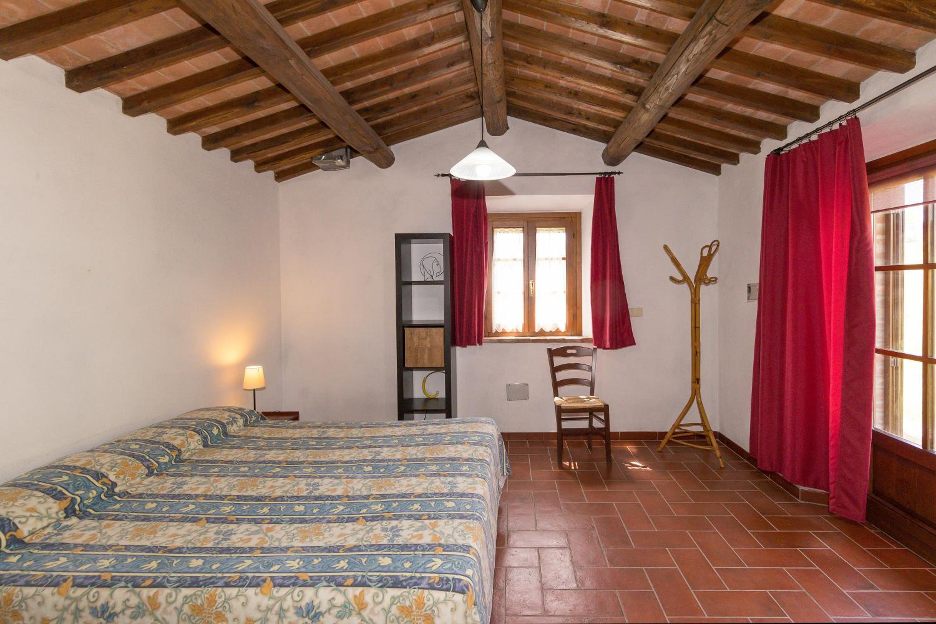Superior One-Bedroom Apartment