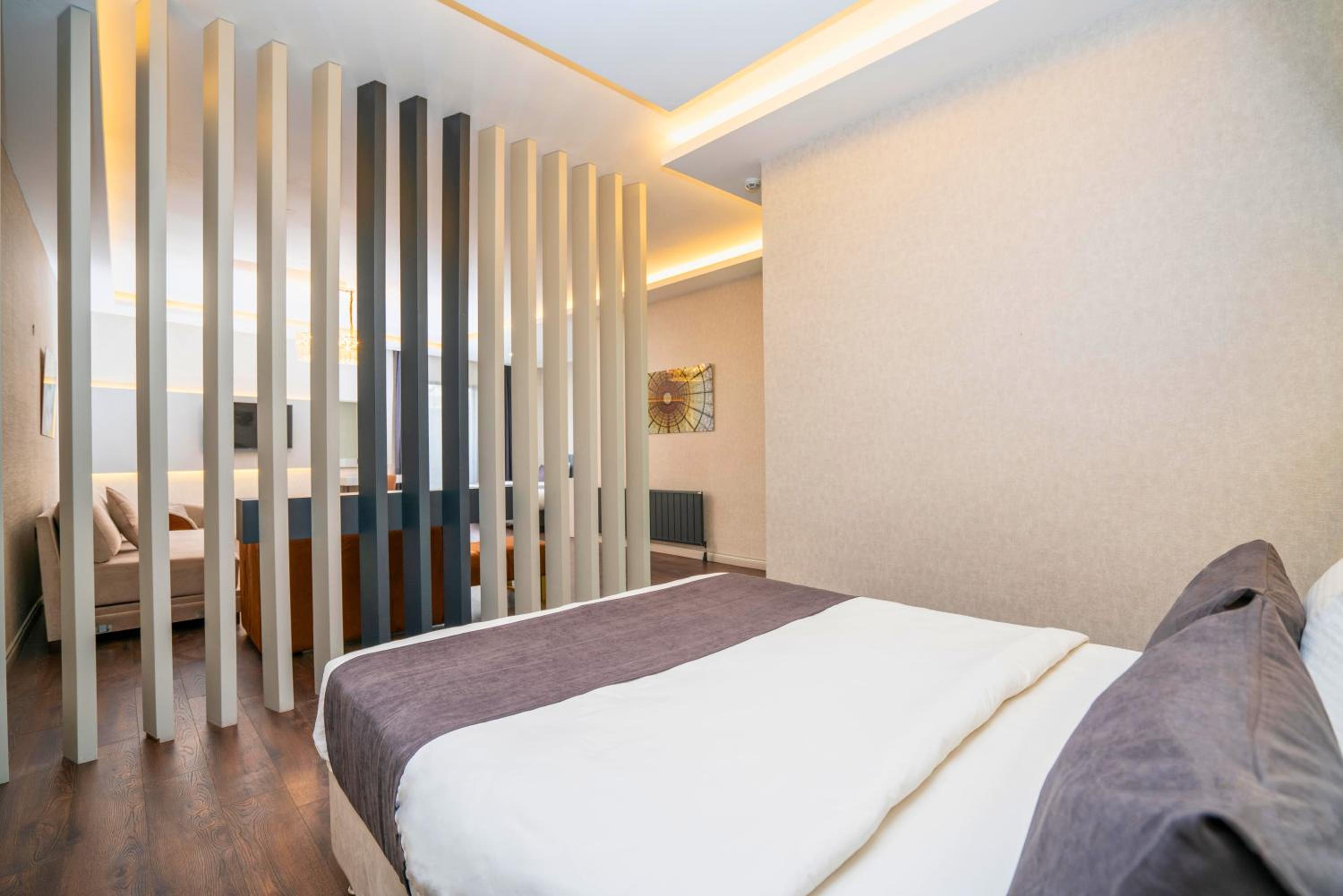 Superior Quadruple Room - Photo 7
