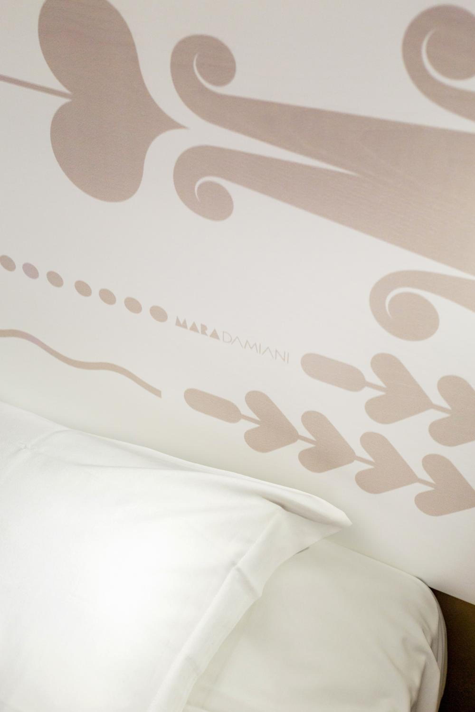 Double or Twin Room - Photo 7