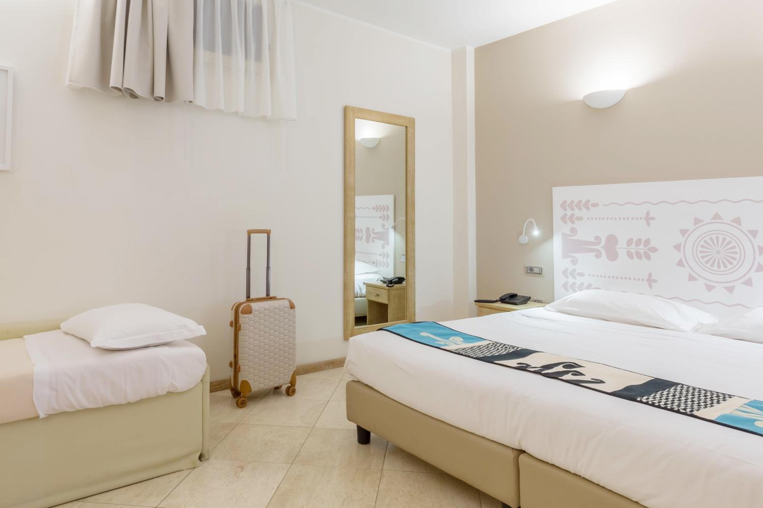 Triple Room - Photo 5