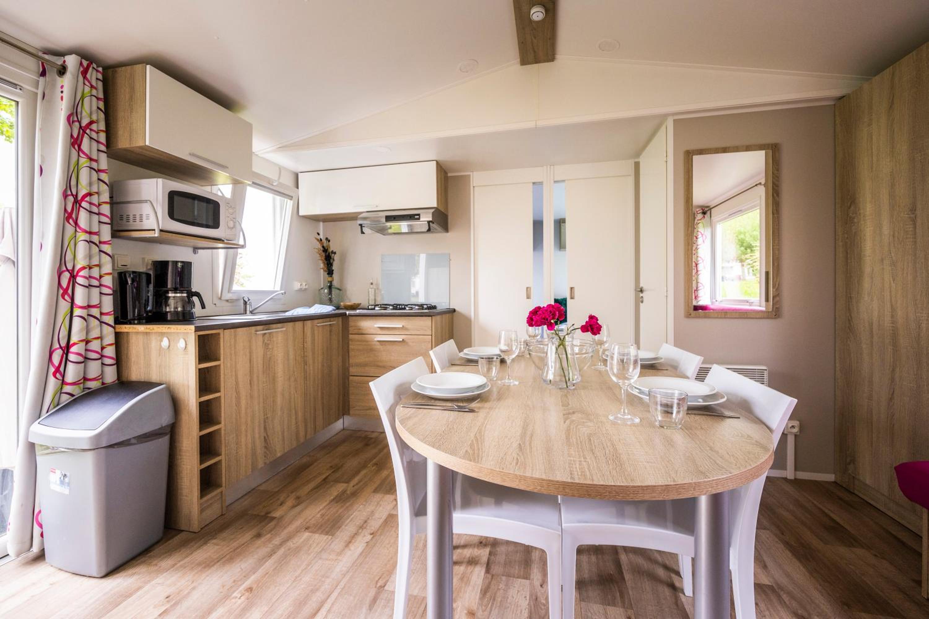 Stacaravan 6 personen (3 slaapkamers)