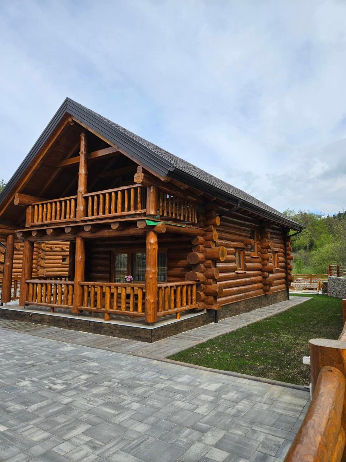 Three-Bedroom Villa photo 2