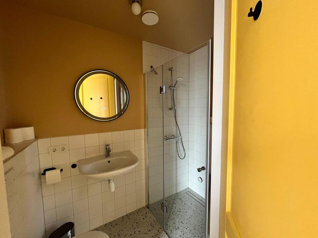 Double Room with Private Bathroom photo 3