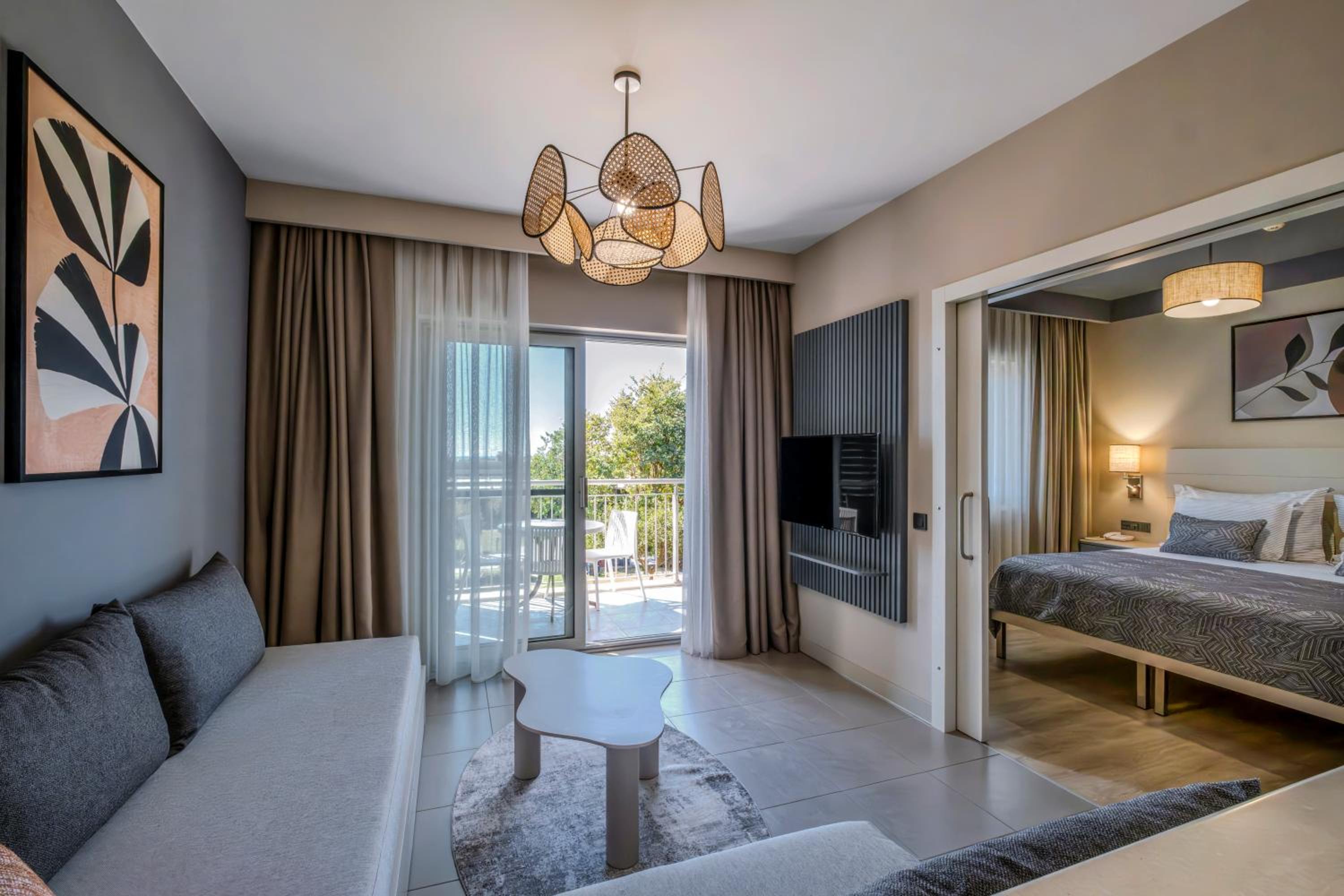 Deluxe Suite Sea View photo 2