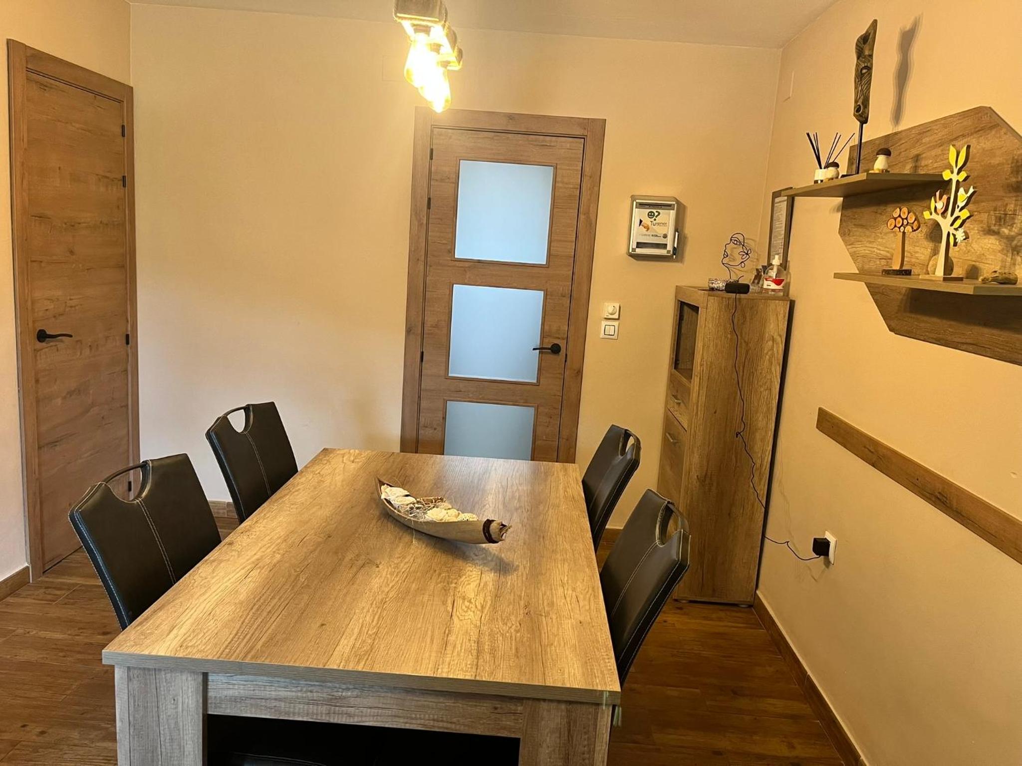 Two-Bedroom House - Photo 15