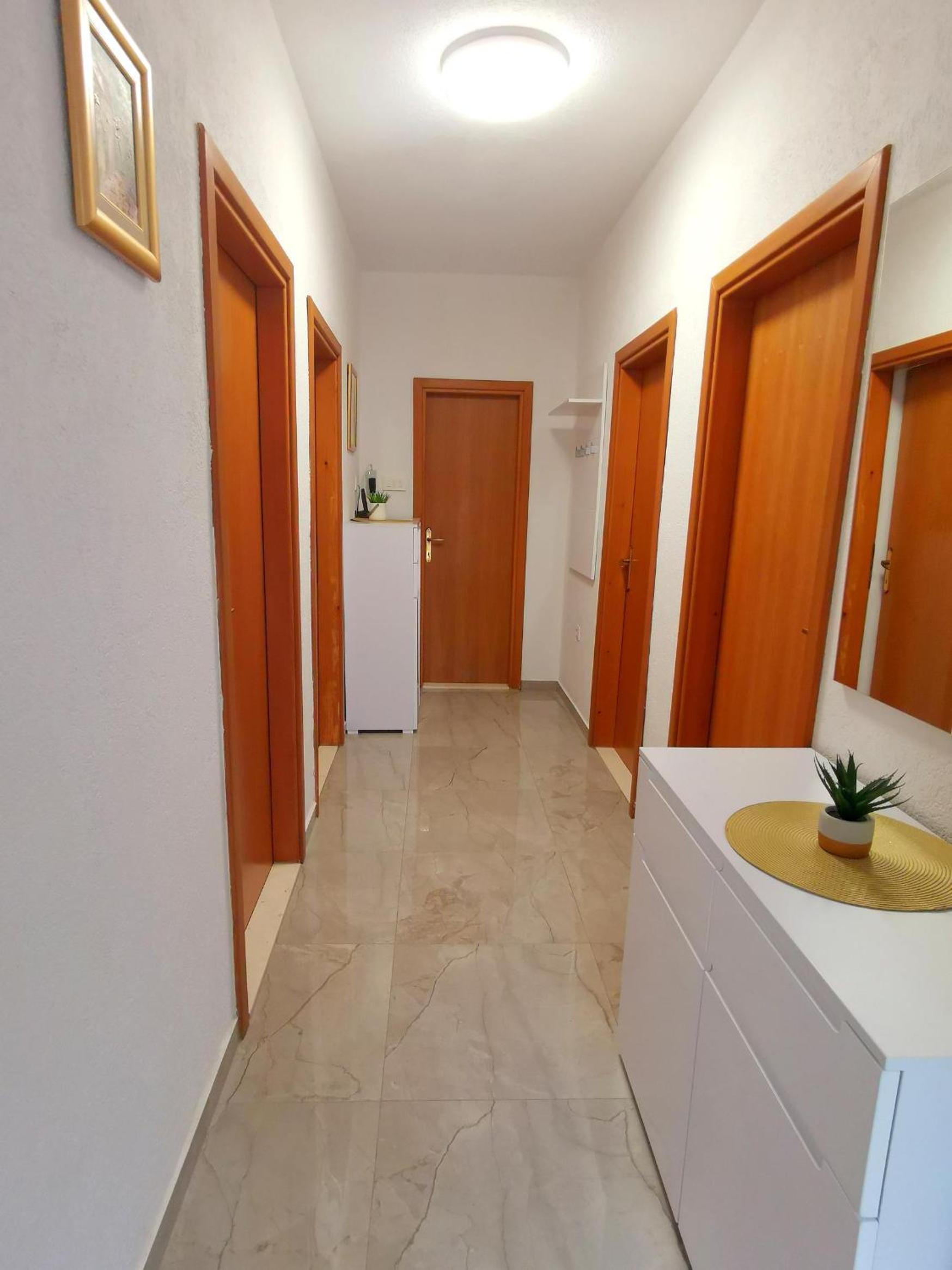 Two-Bedroom Apartment with Terrace and Garden View photo 2