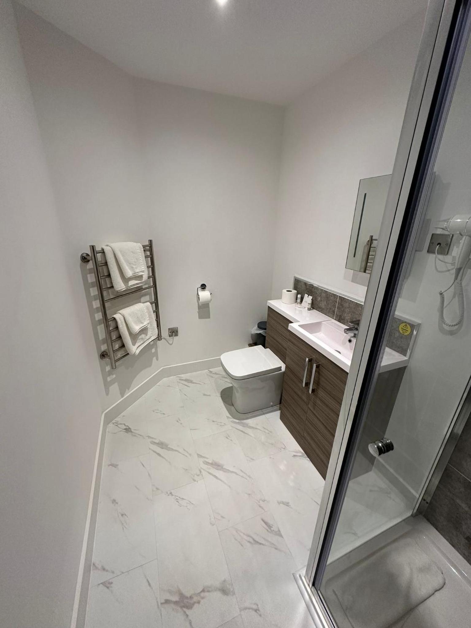 Deluxe Double Room (1 adult + 1 child) - Photo 3