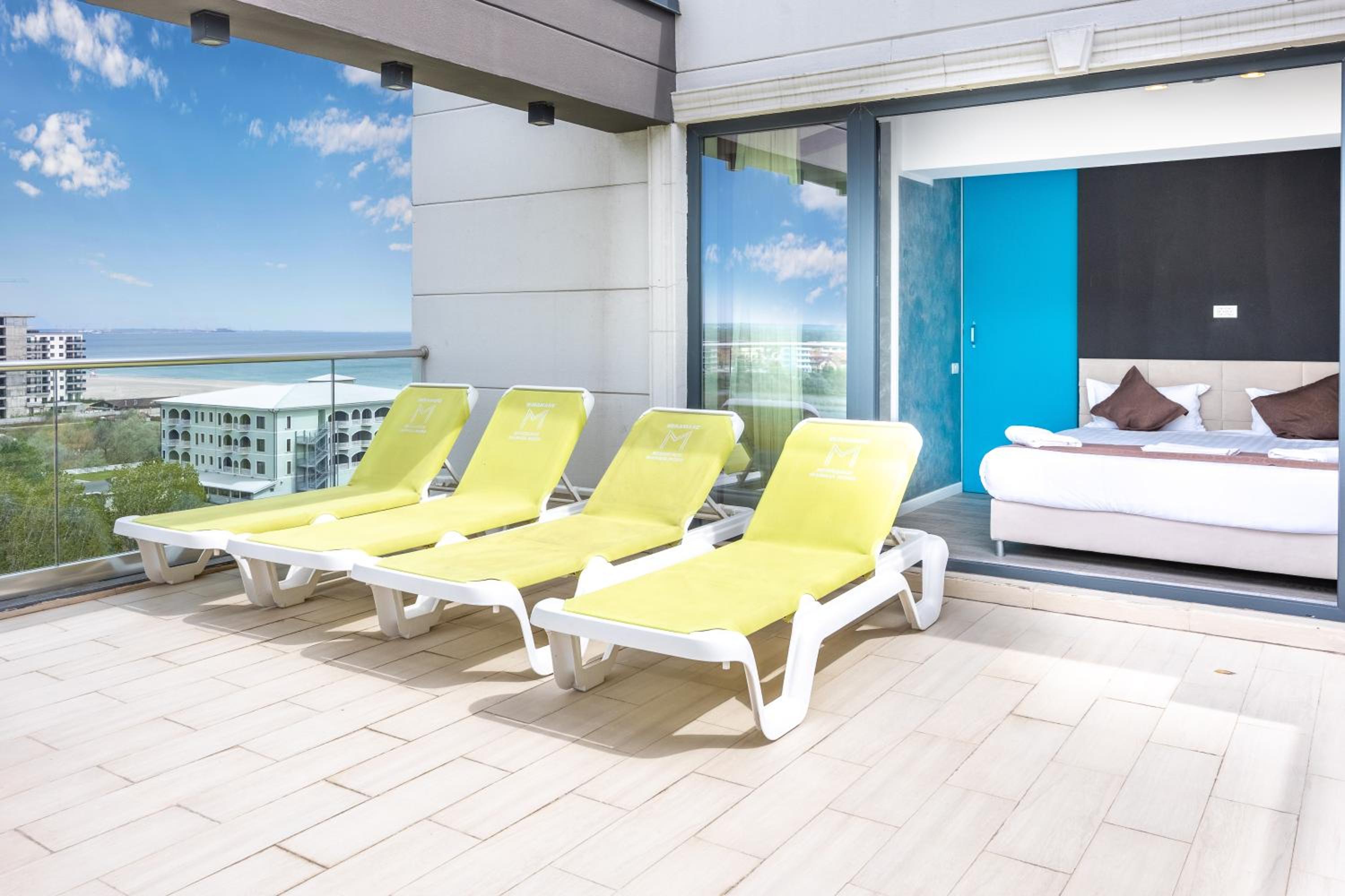 Penthouse Apartment with Terrace photo 3
