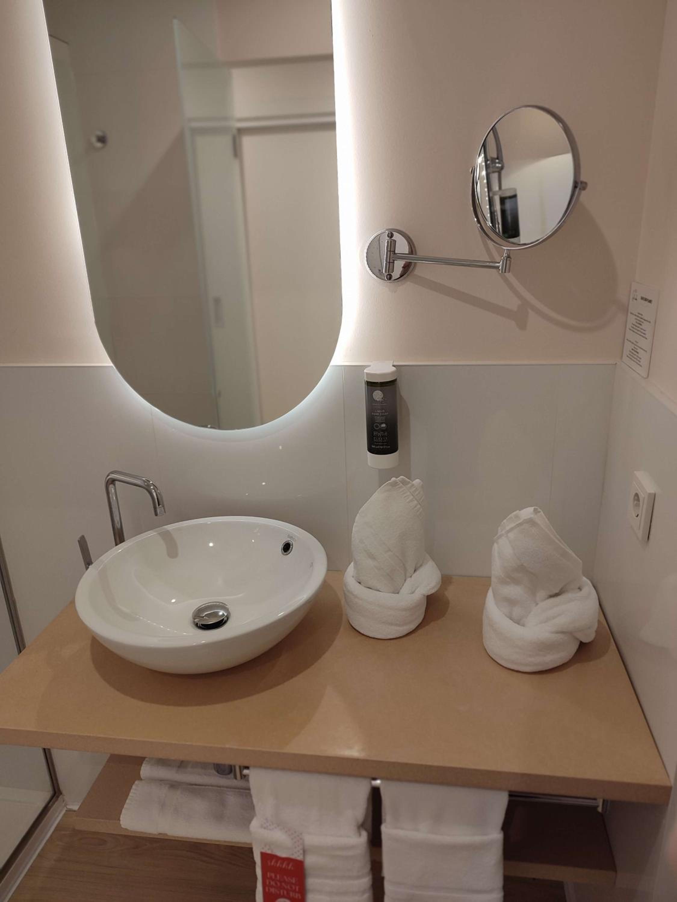 Double Room with Garden View - Photo 21
